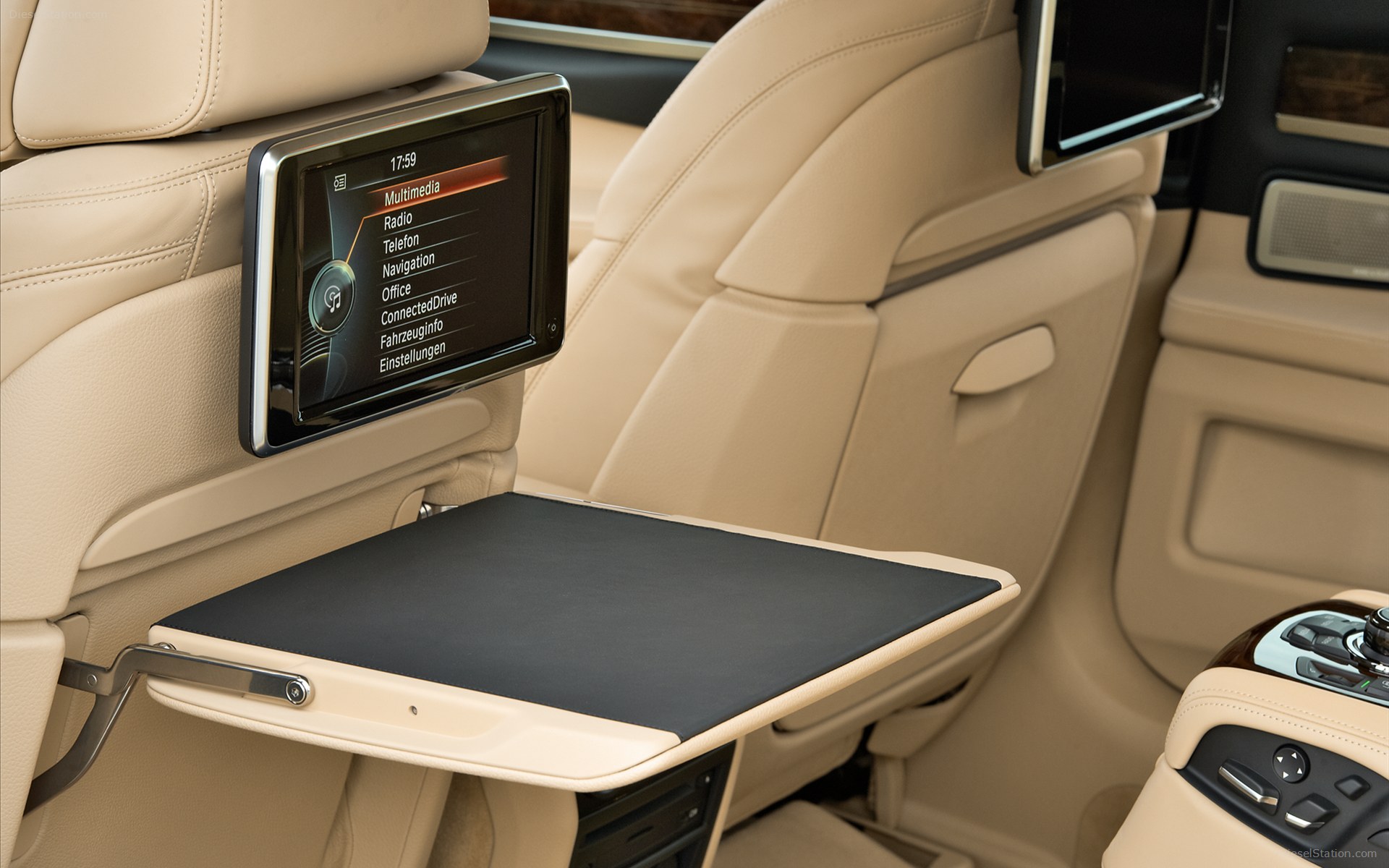 BMW 750Li 2013