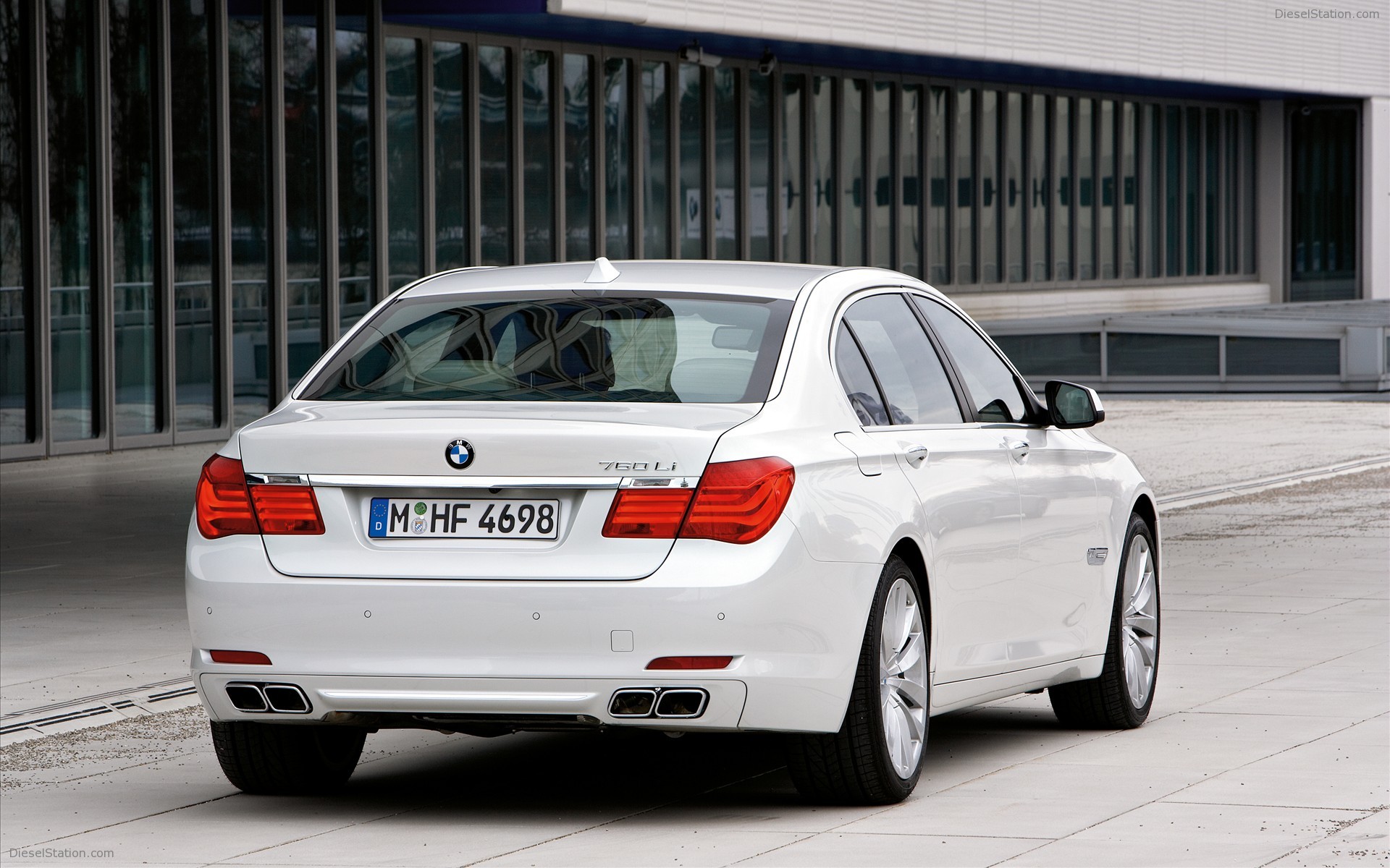BMW 760i and 760Li