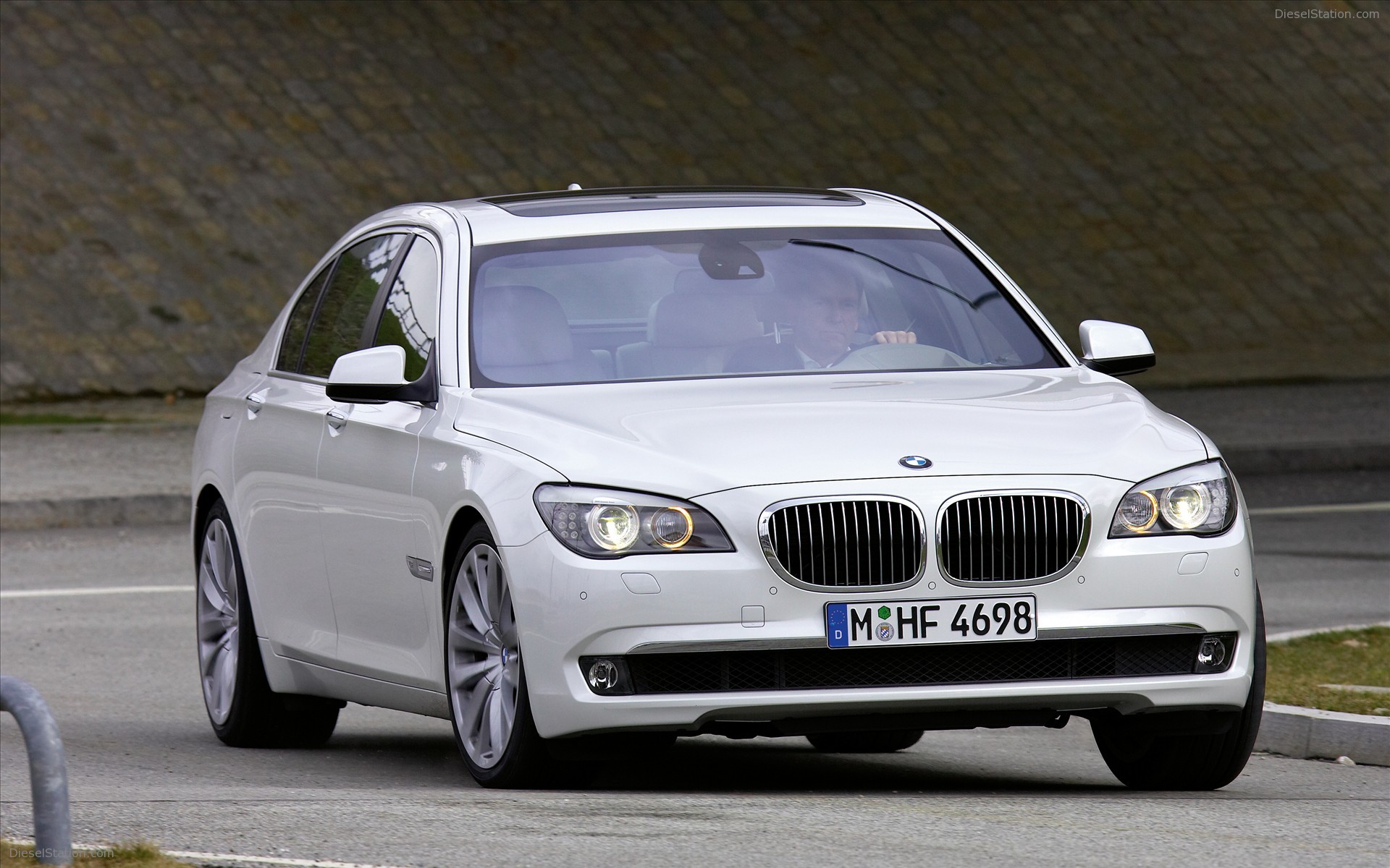 BMW 760i and 760Li