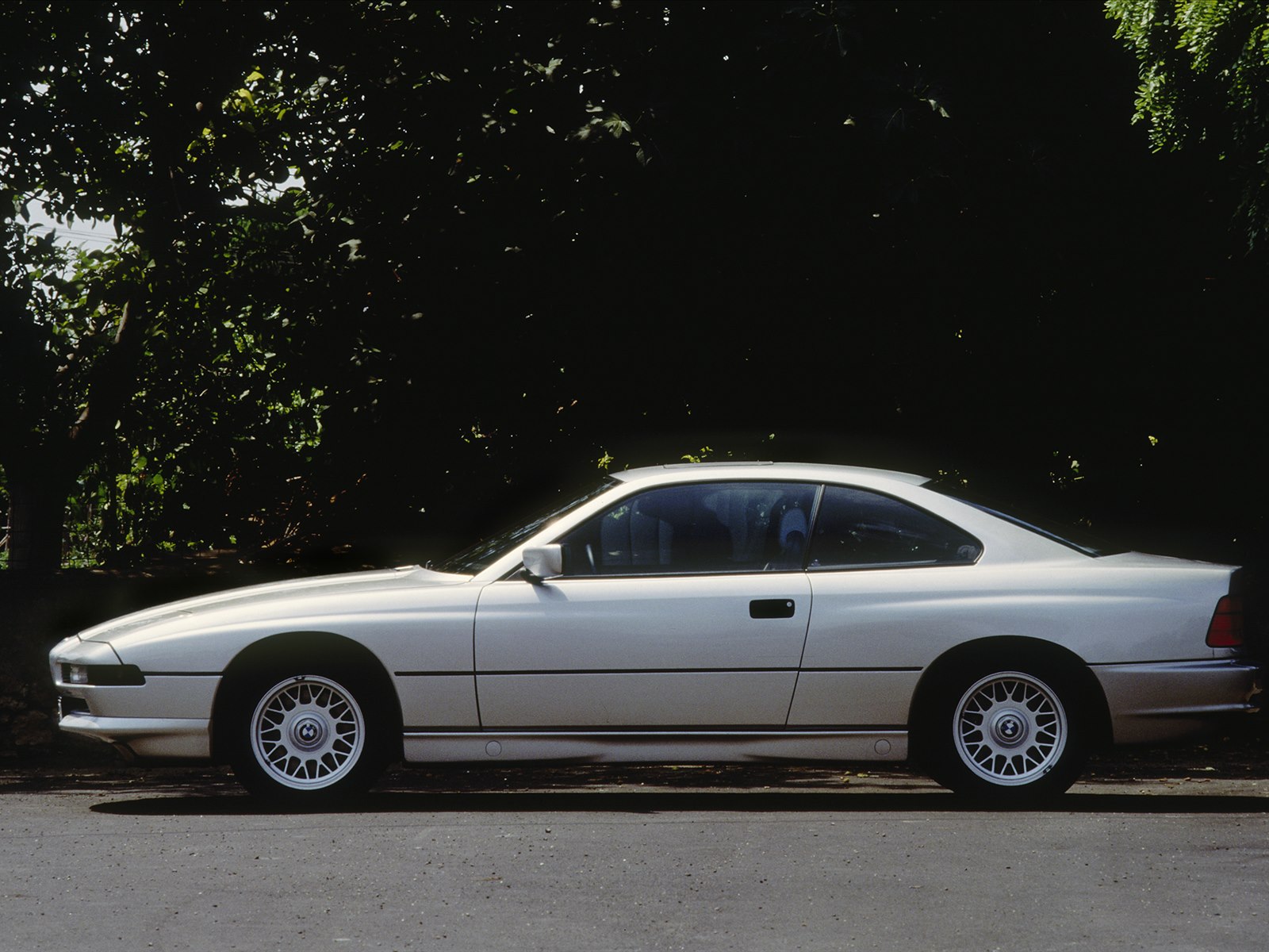 BMW 8 Series 1989