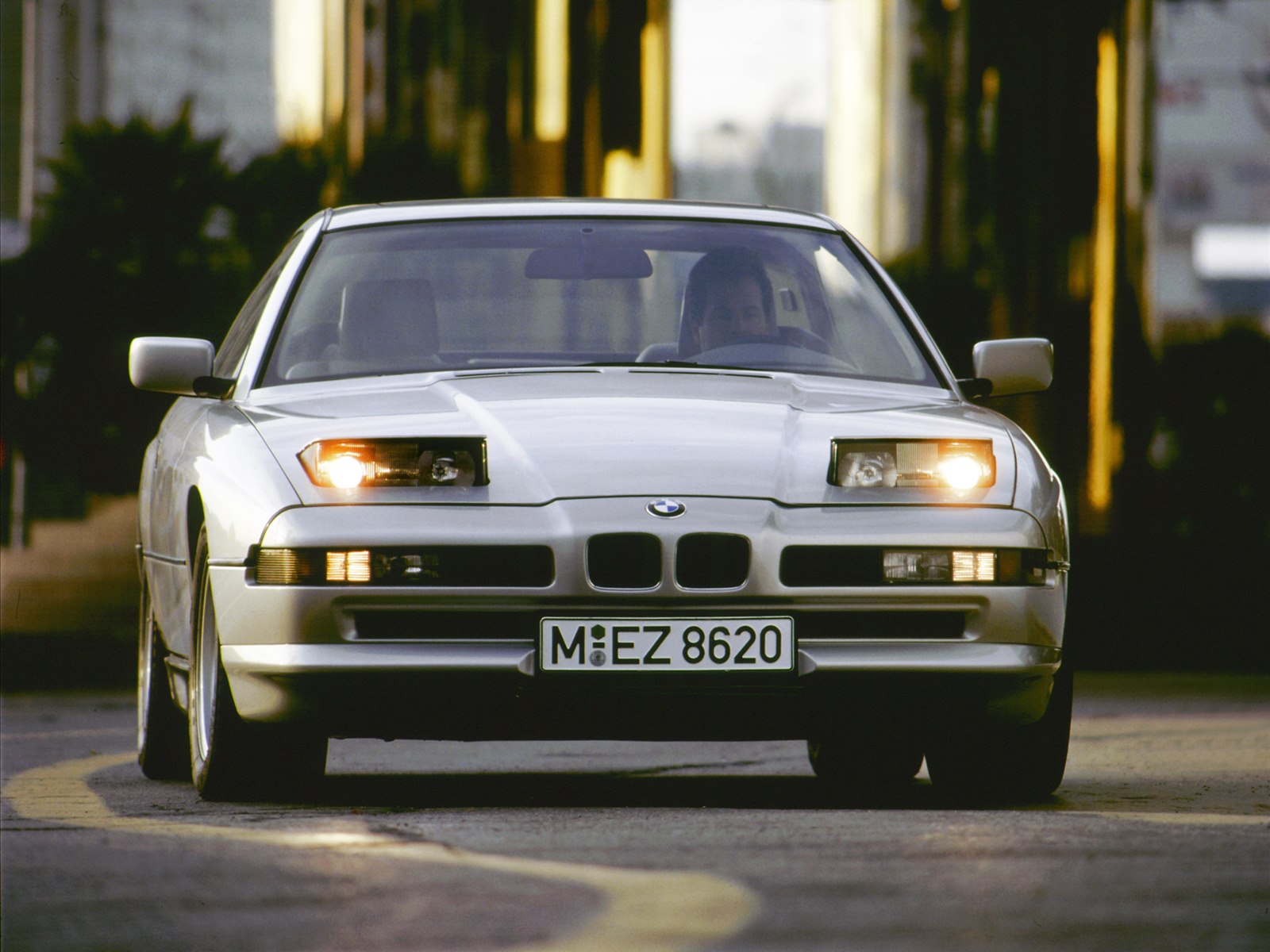 BMW 8 Series 1989