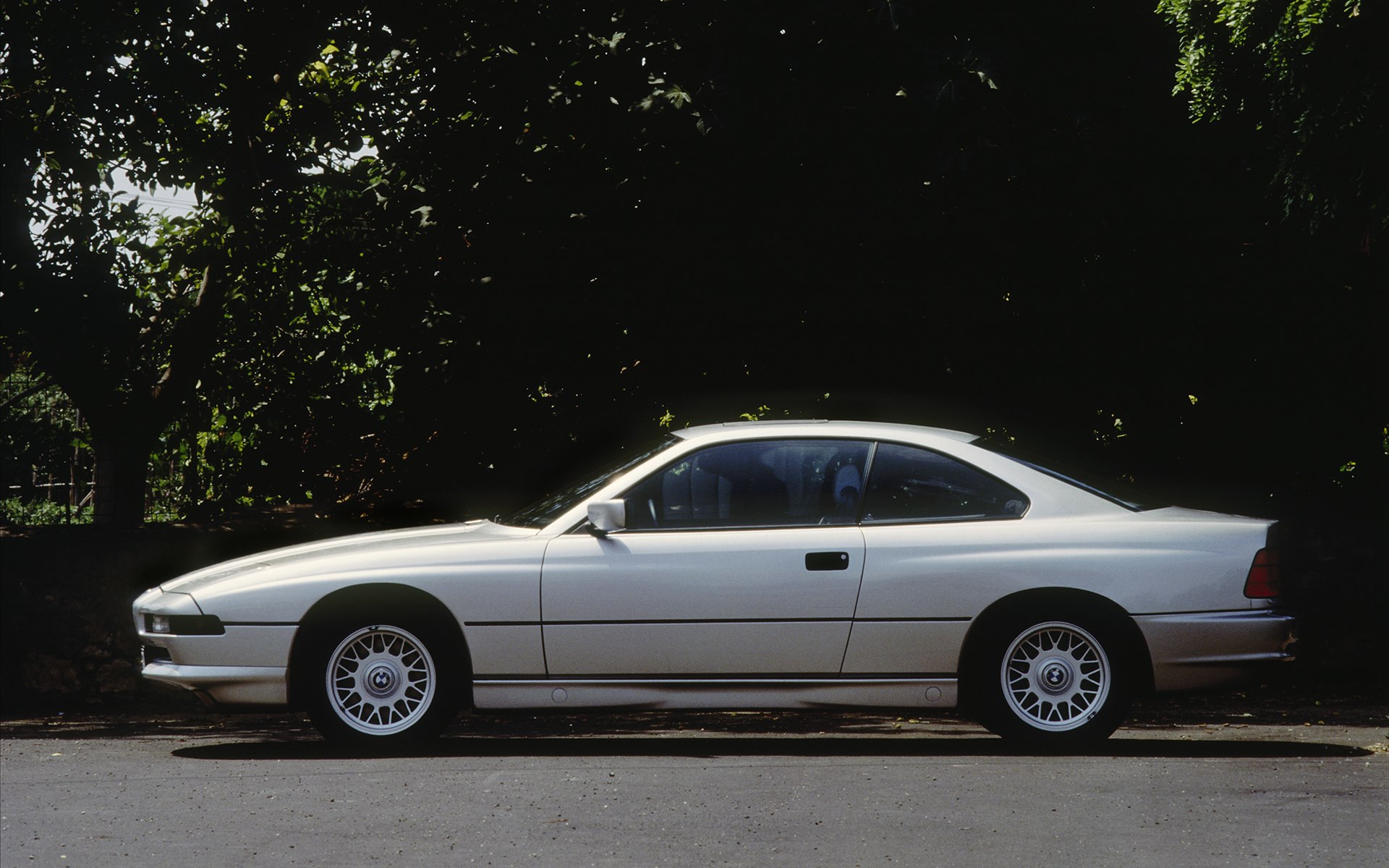 BMW 8 Series 1989