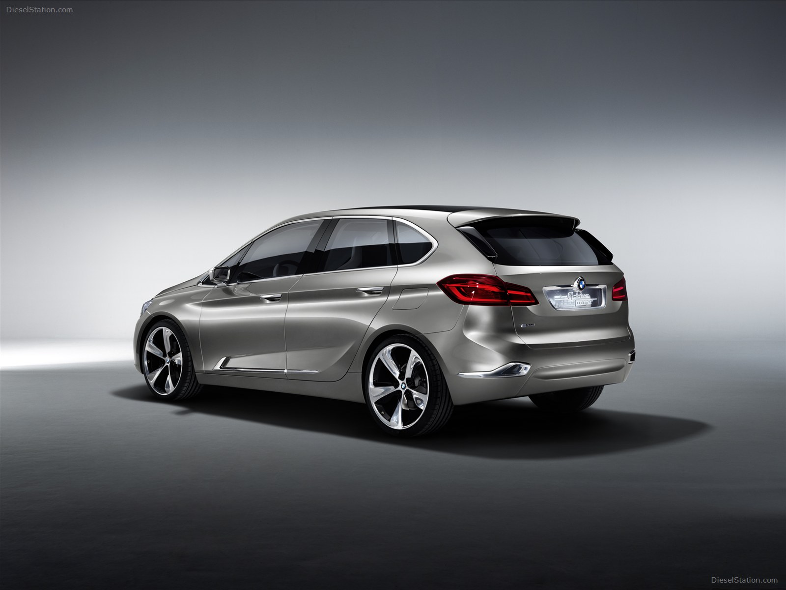 BMW Active Tourer Concept 2012