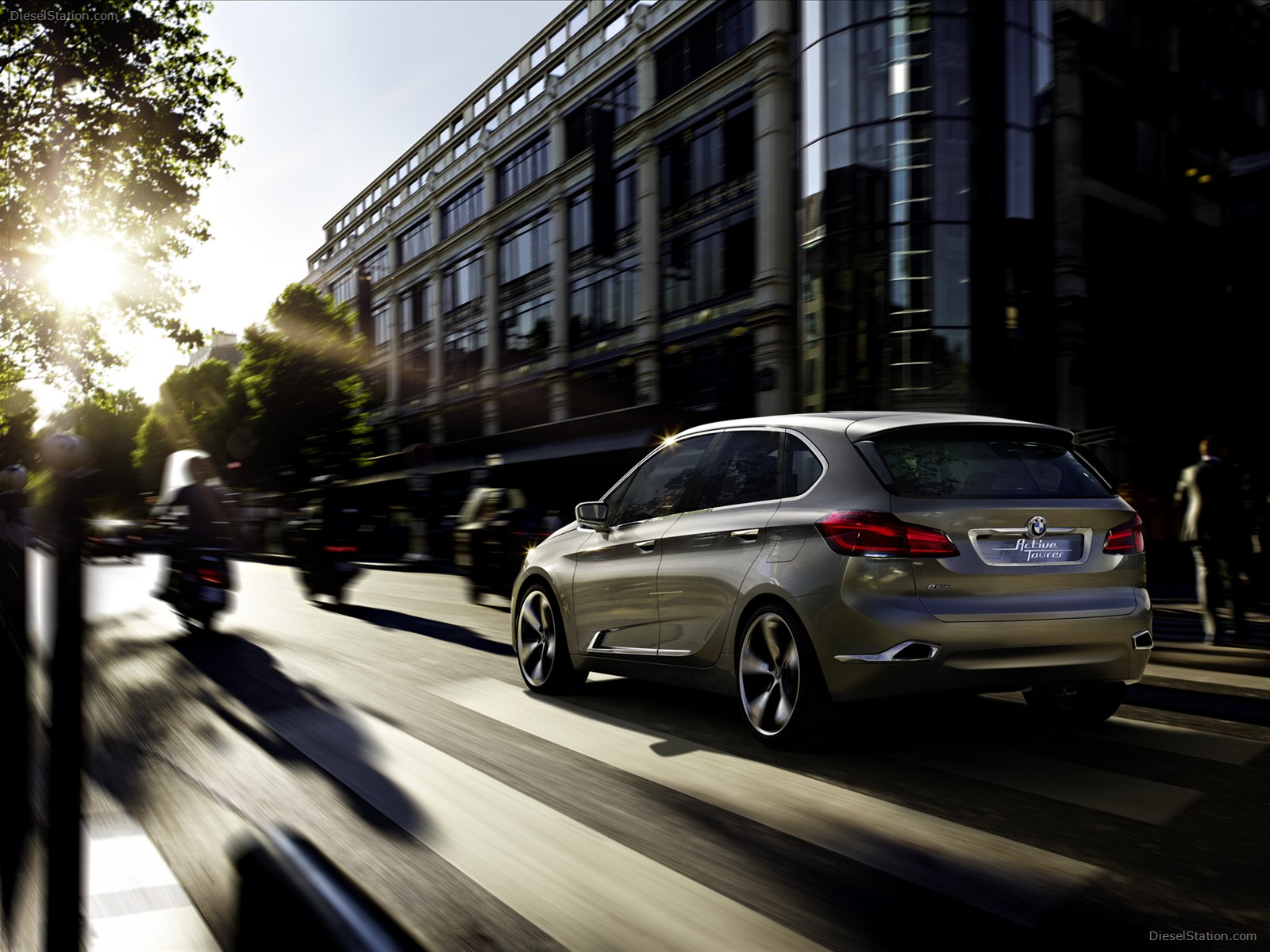BMW Active Tourer Concept 2012
