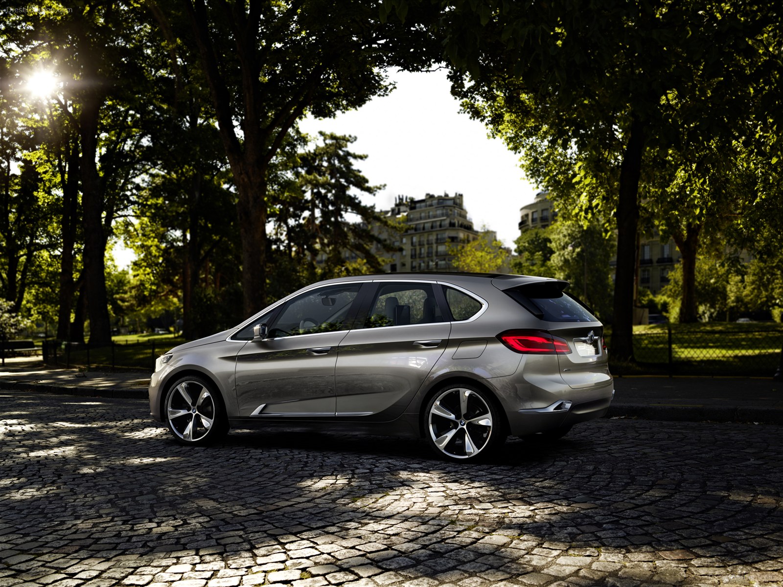 BMW Active Tourer Concept 2012