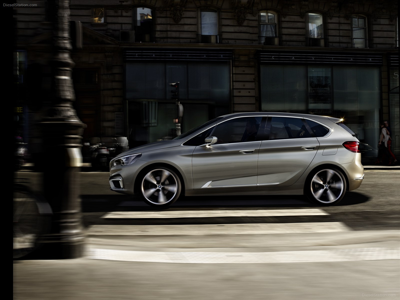 BMW Active Tourer Concept 2012