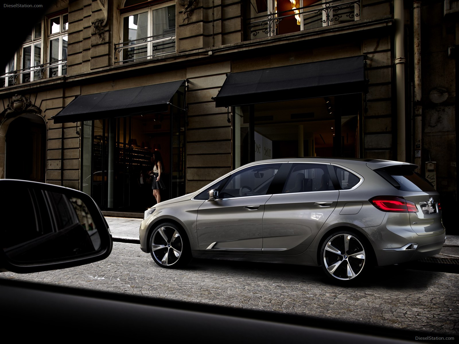 BMW Active Tourer Concept 2012