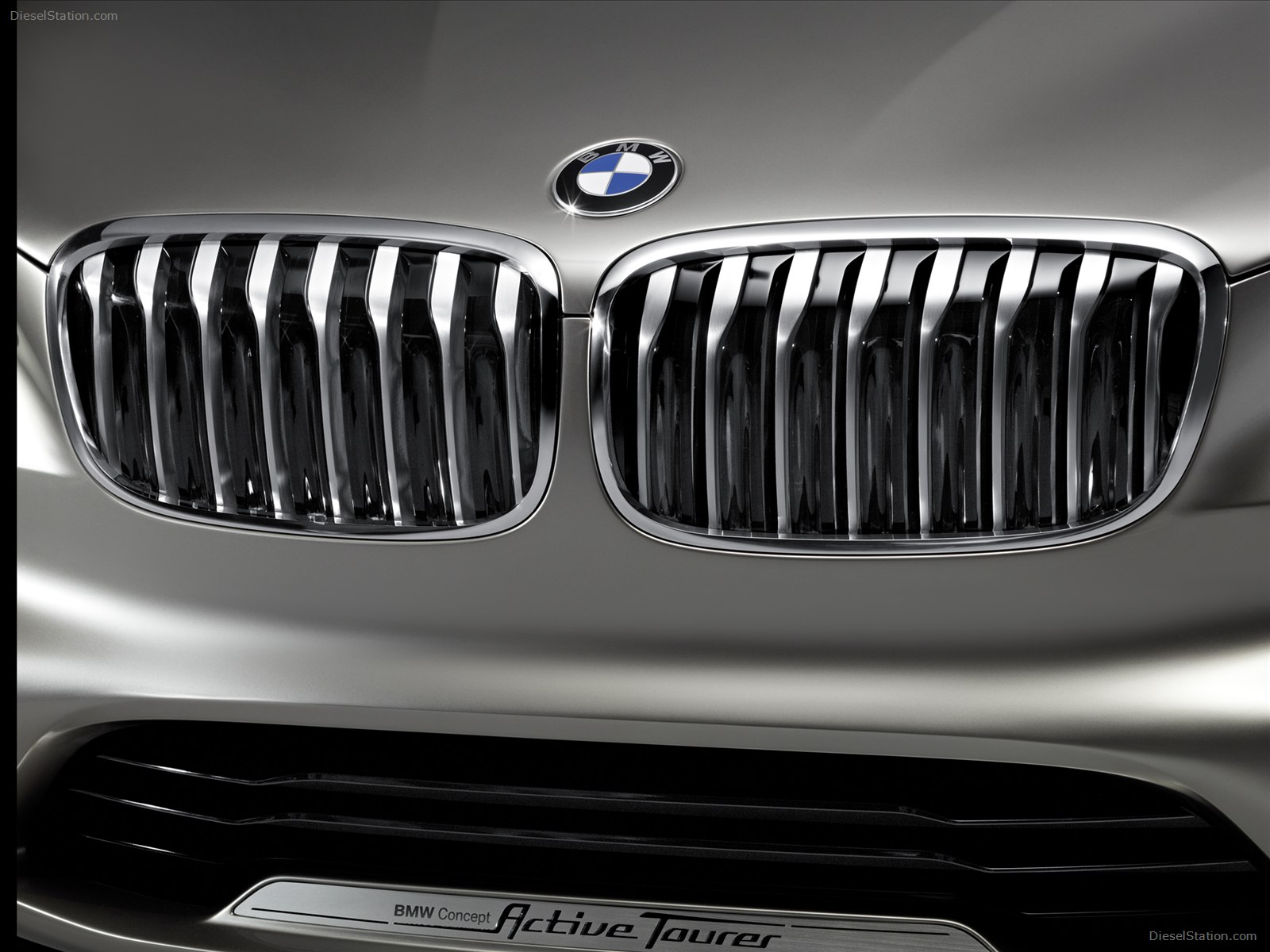 BMW Active Tourer Concept 2012