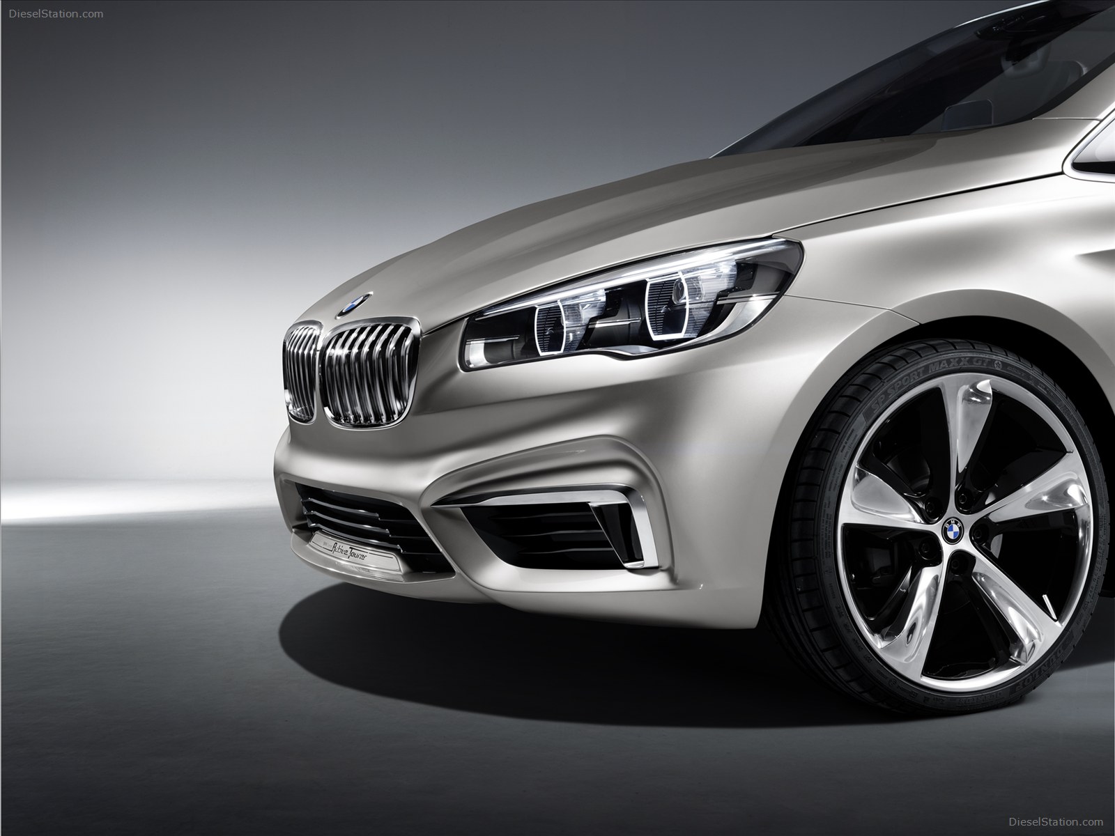 BMW Active Tourer Concept 2012