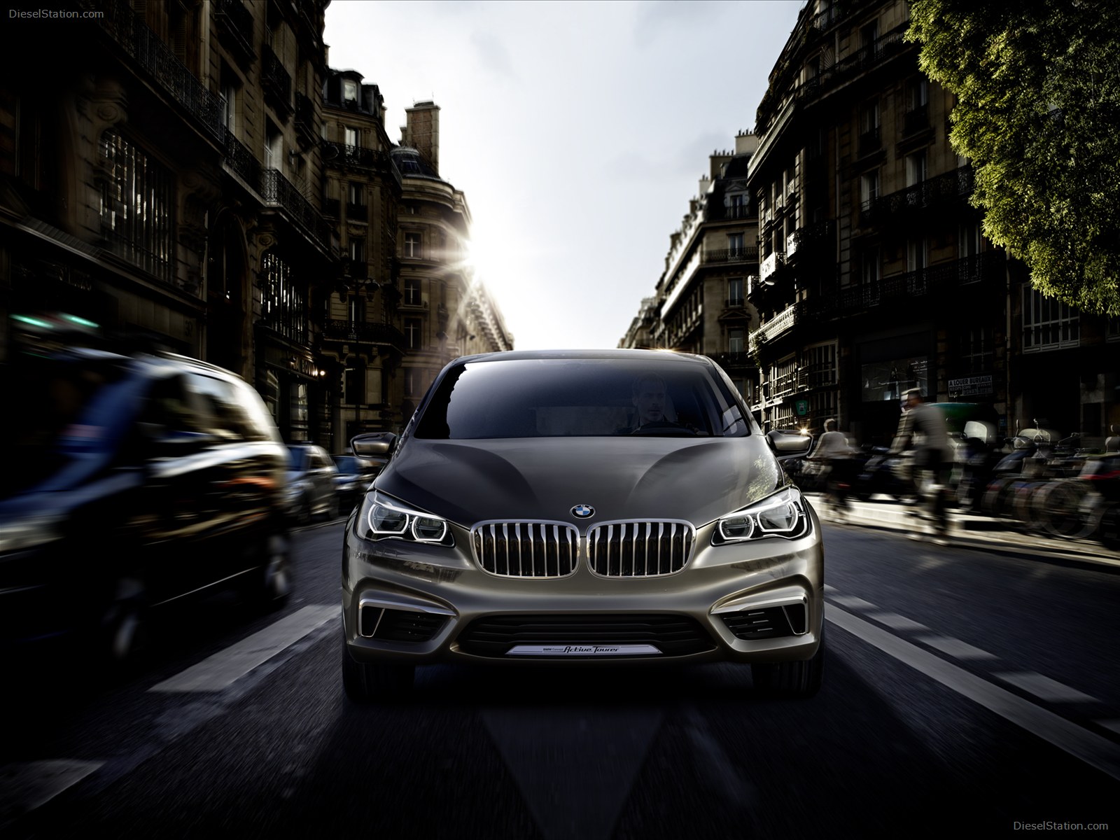 BMW Active Tourer Concept 2012
