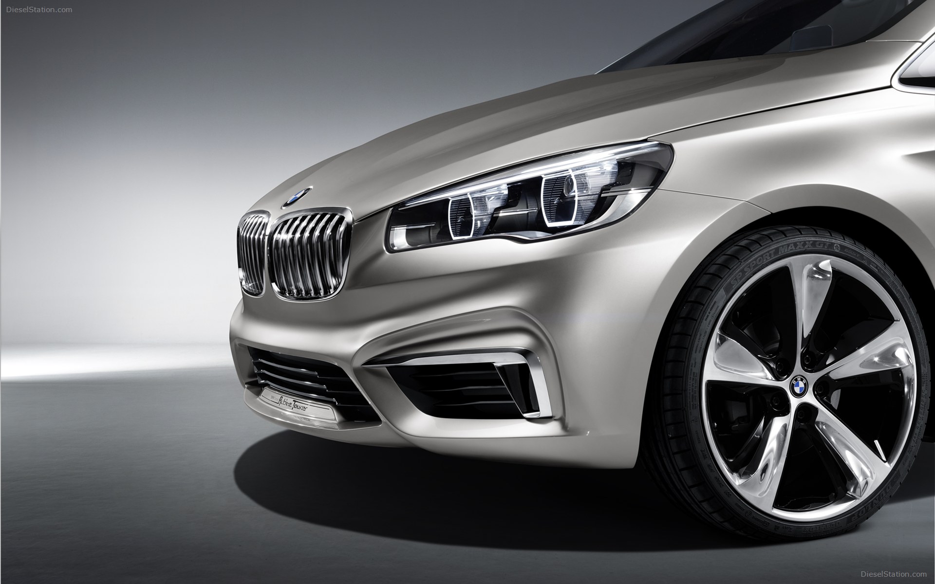 BMW Active Tourer Concept 2012