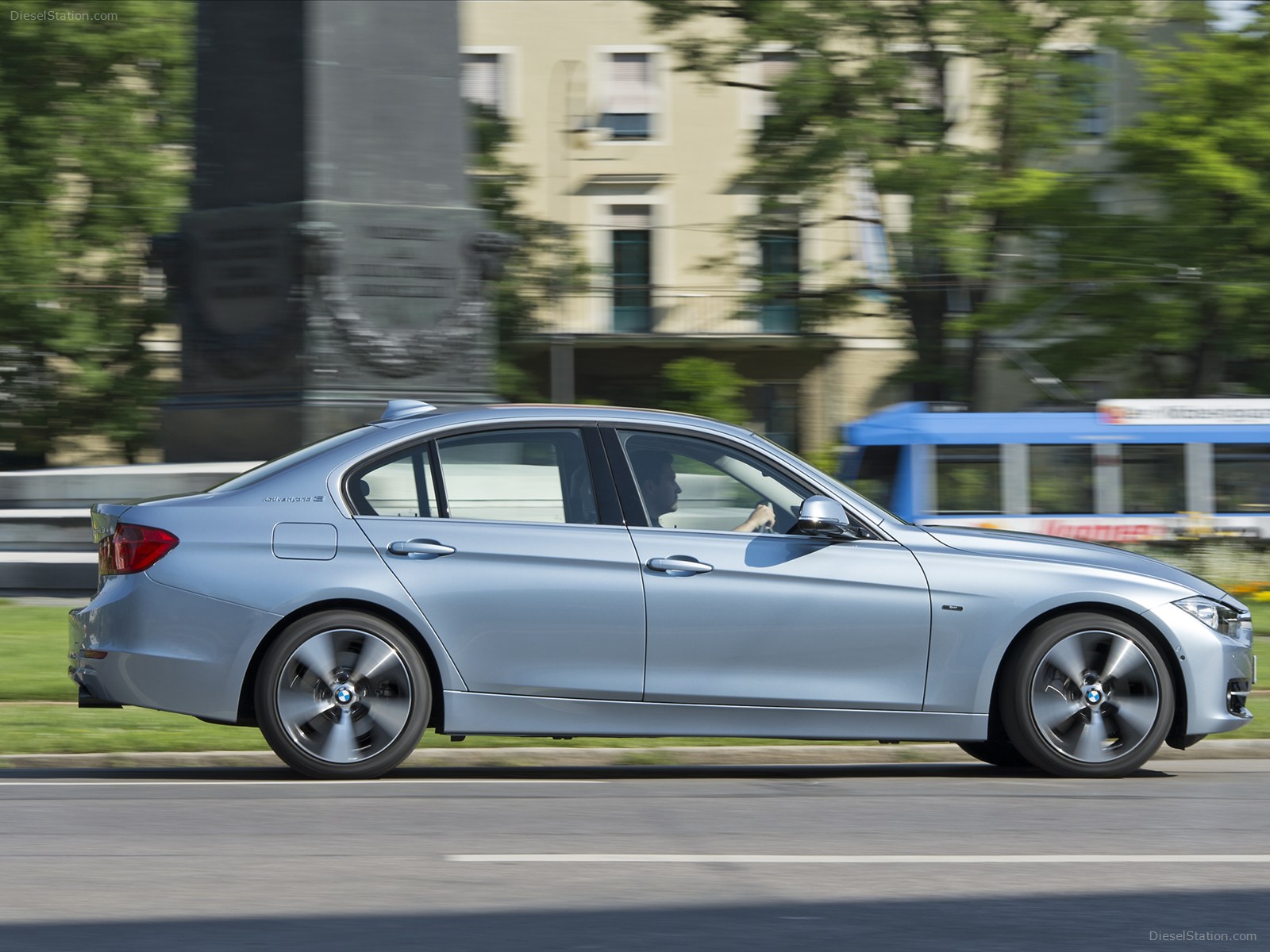 BMW Activehybrid 3 2013