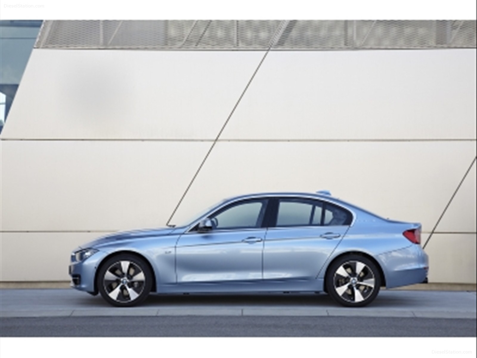 BMW Activehybrid 3 2013