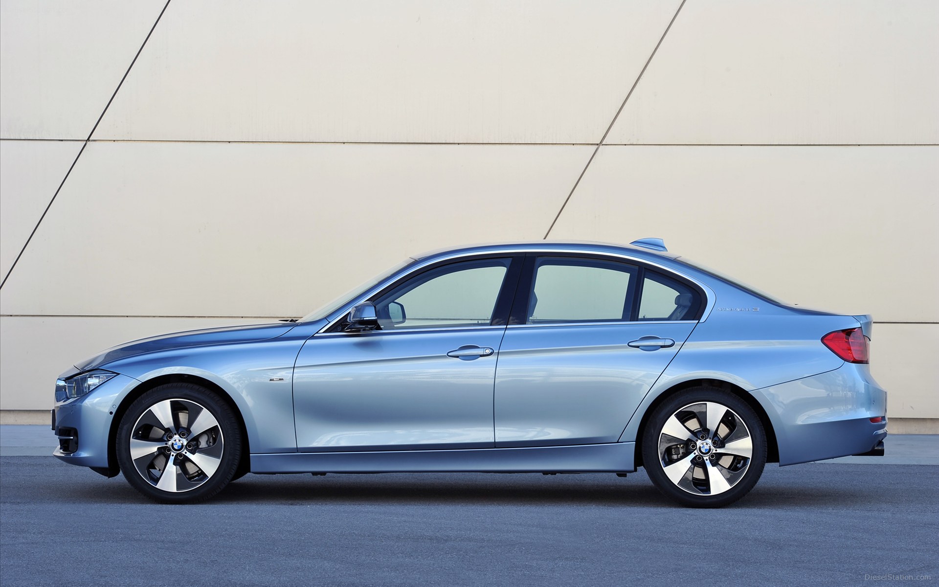 BMW Activehybrid 3 2013