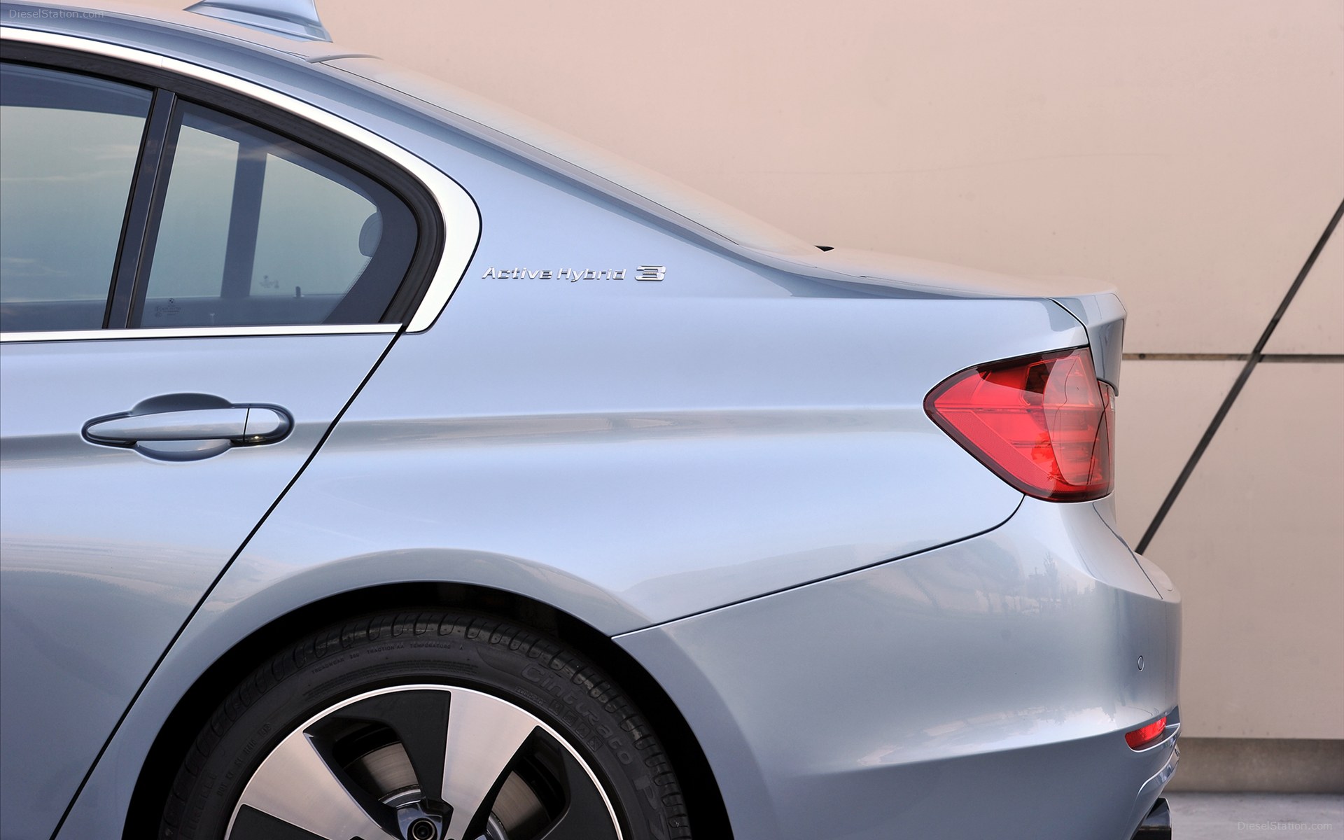 BMW Activehybrid 3 2013