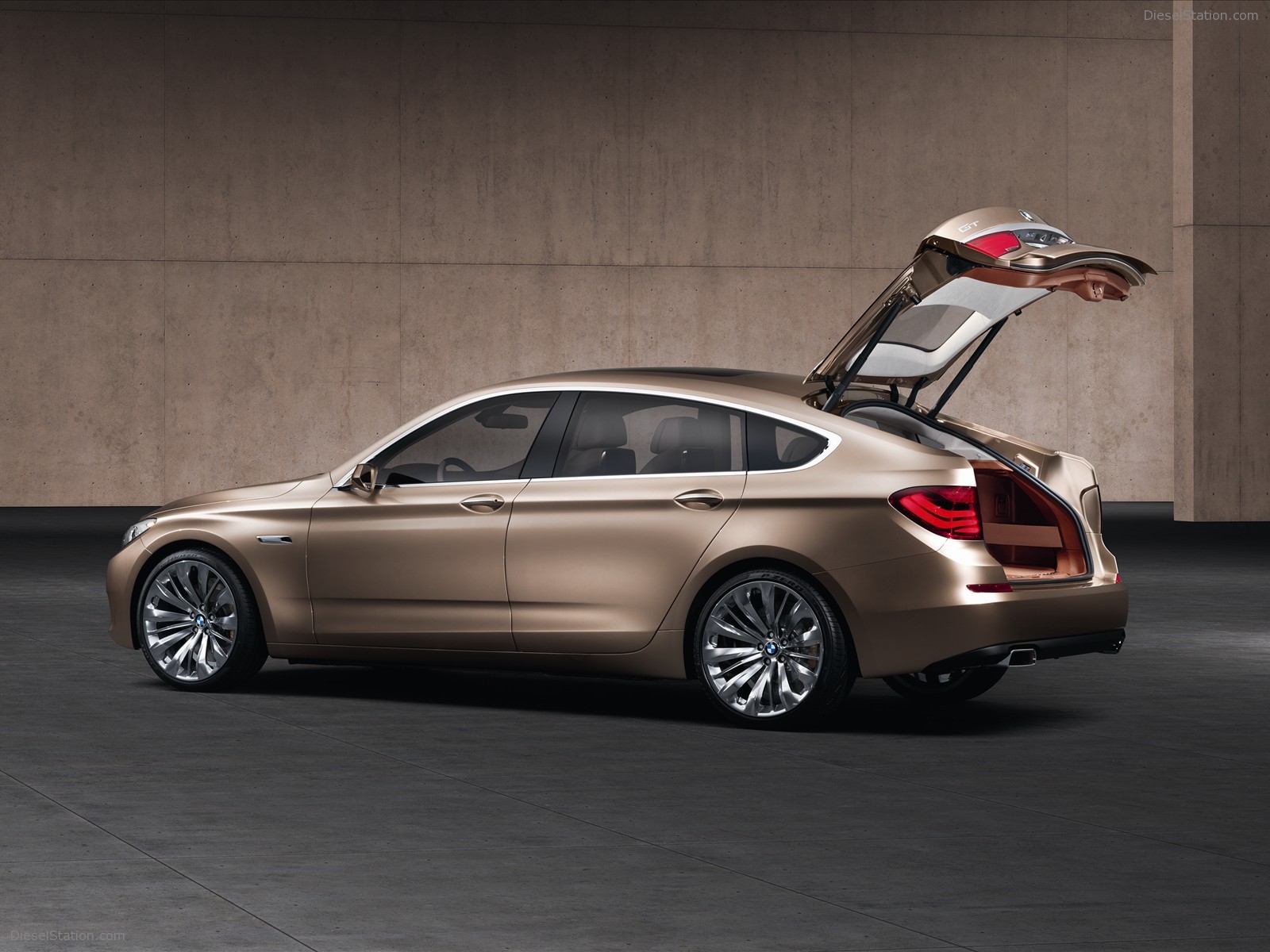 BMW Concept 5 Series Gran Turismo