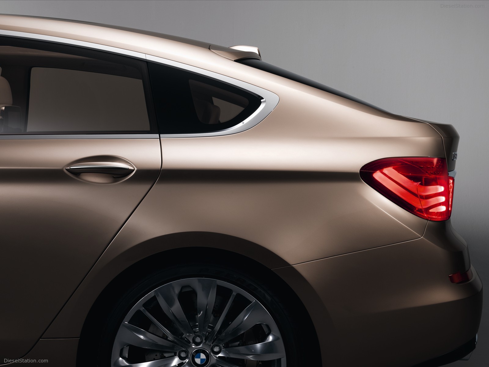 BMW Concept 5 Series Gran Turismo