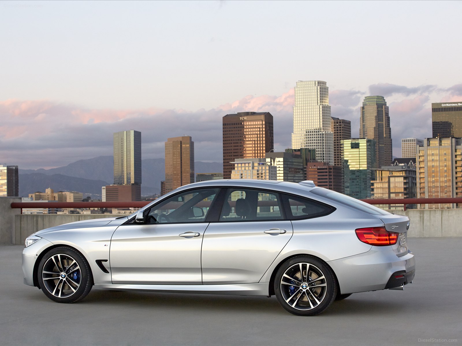 BMW 3 Series Gran Turismo 2014