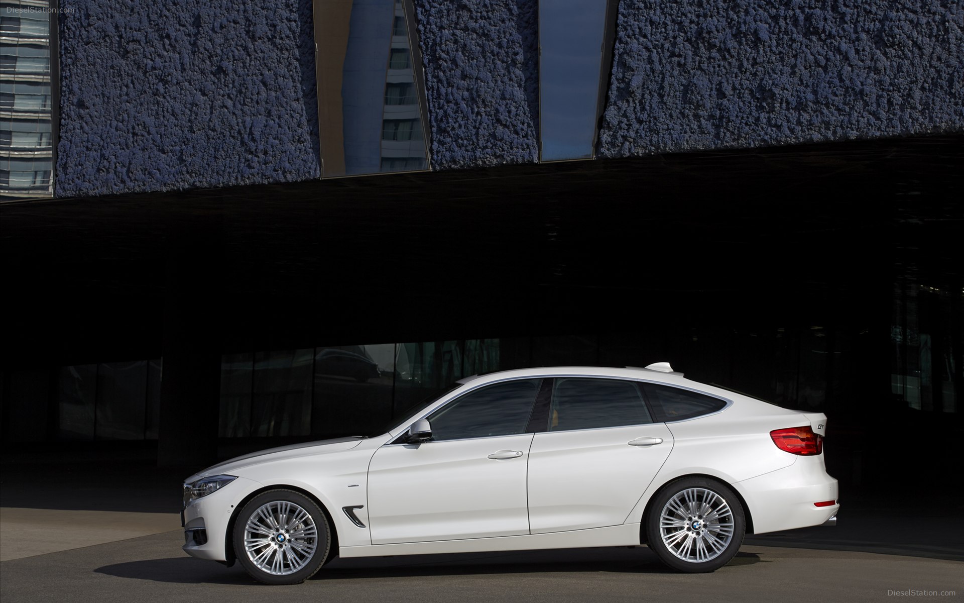 BMW 3 Series Gran Turismo 2014