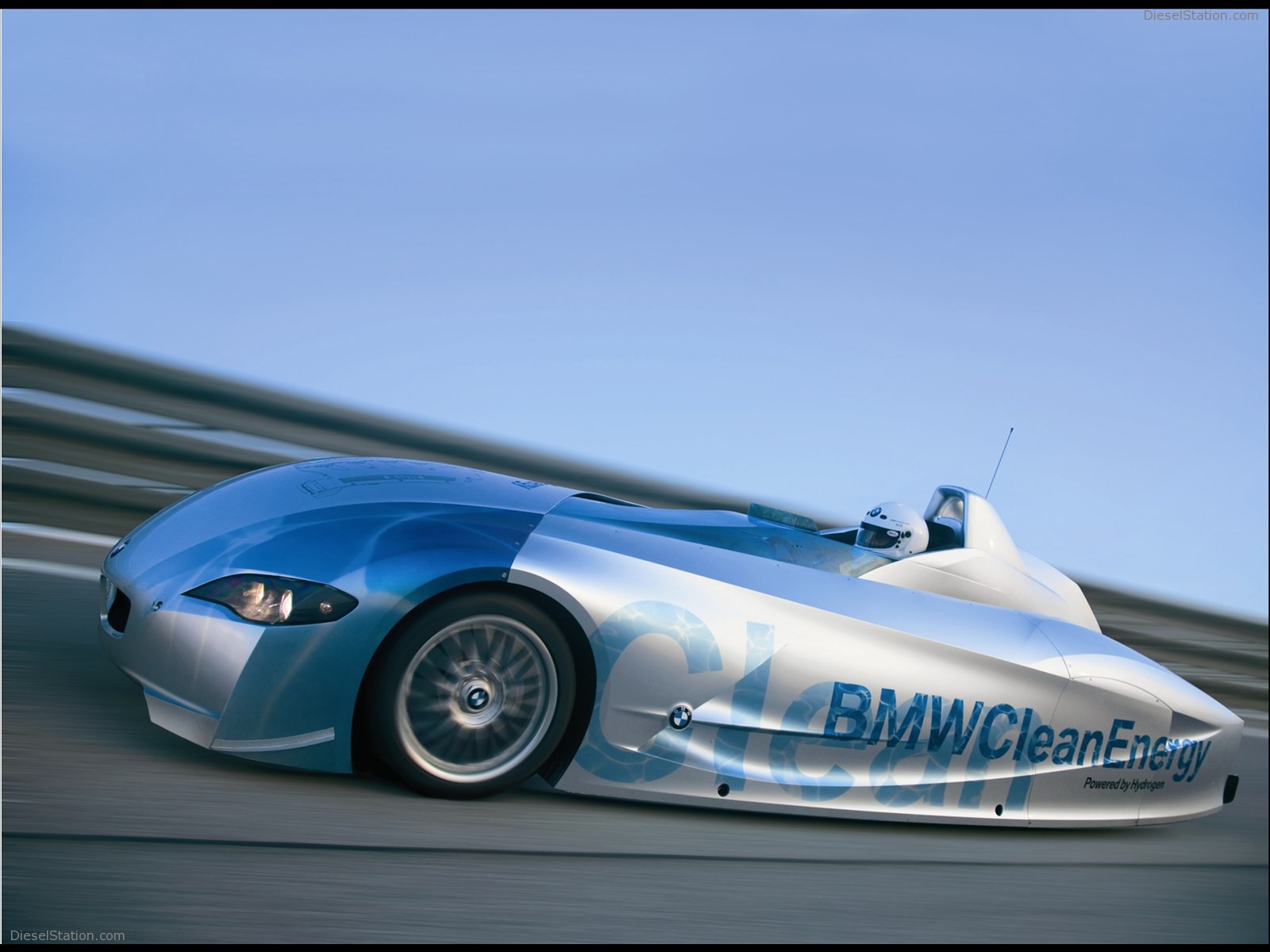 BMW H2R Hydrogen Racecar