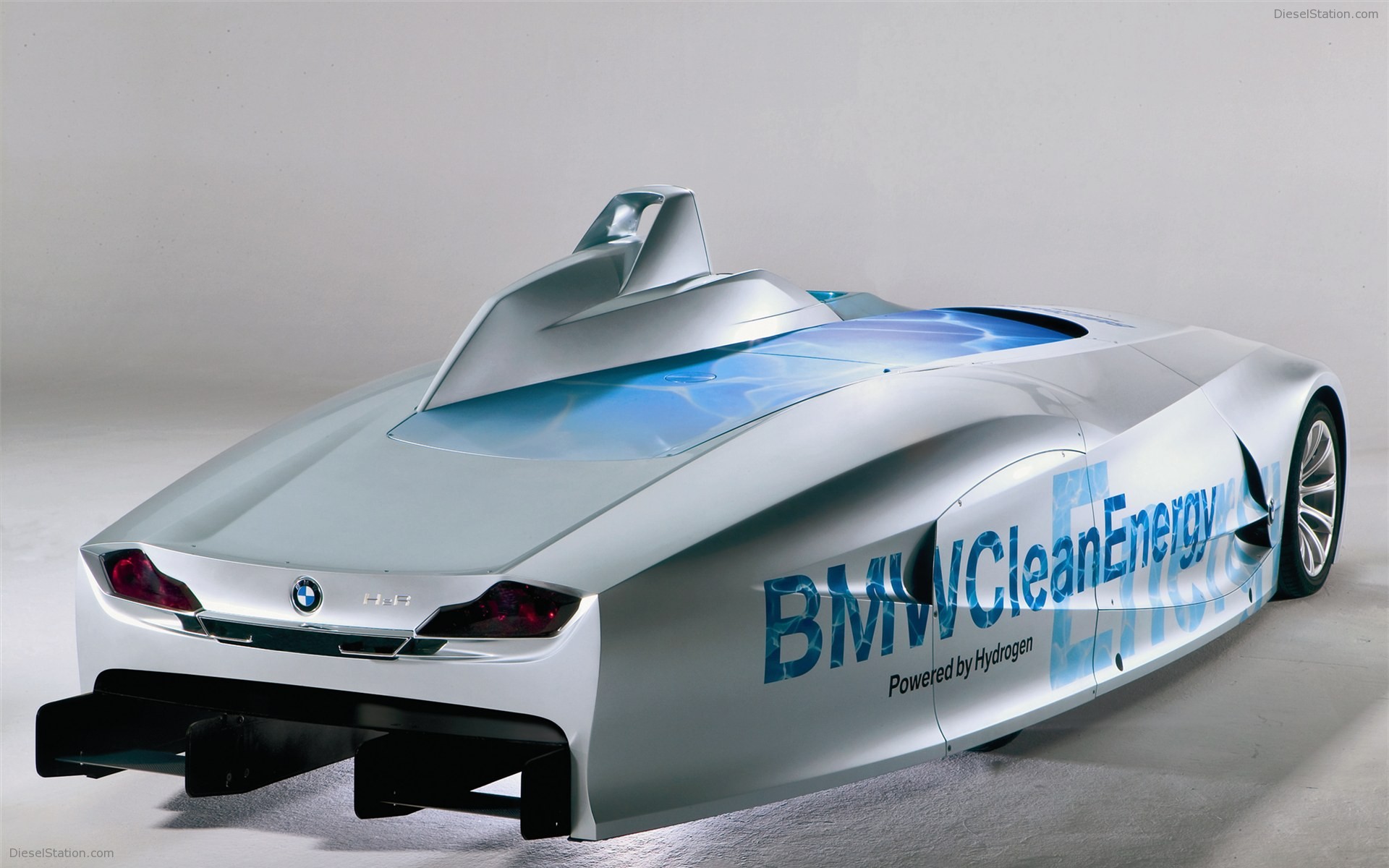 BMW H2R Hydrogen Racecar