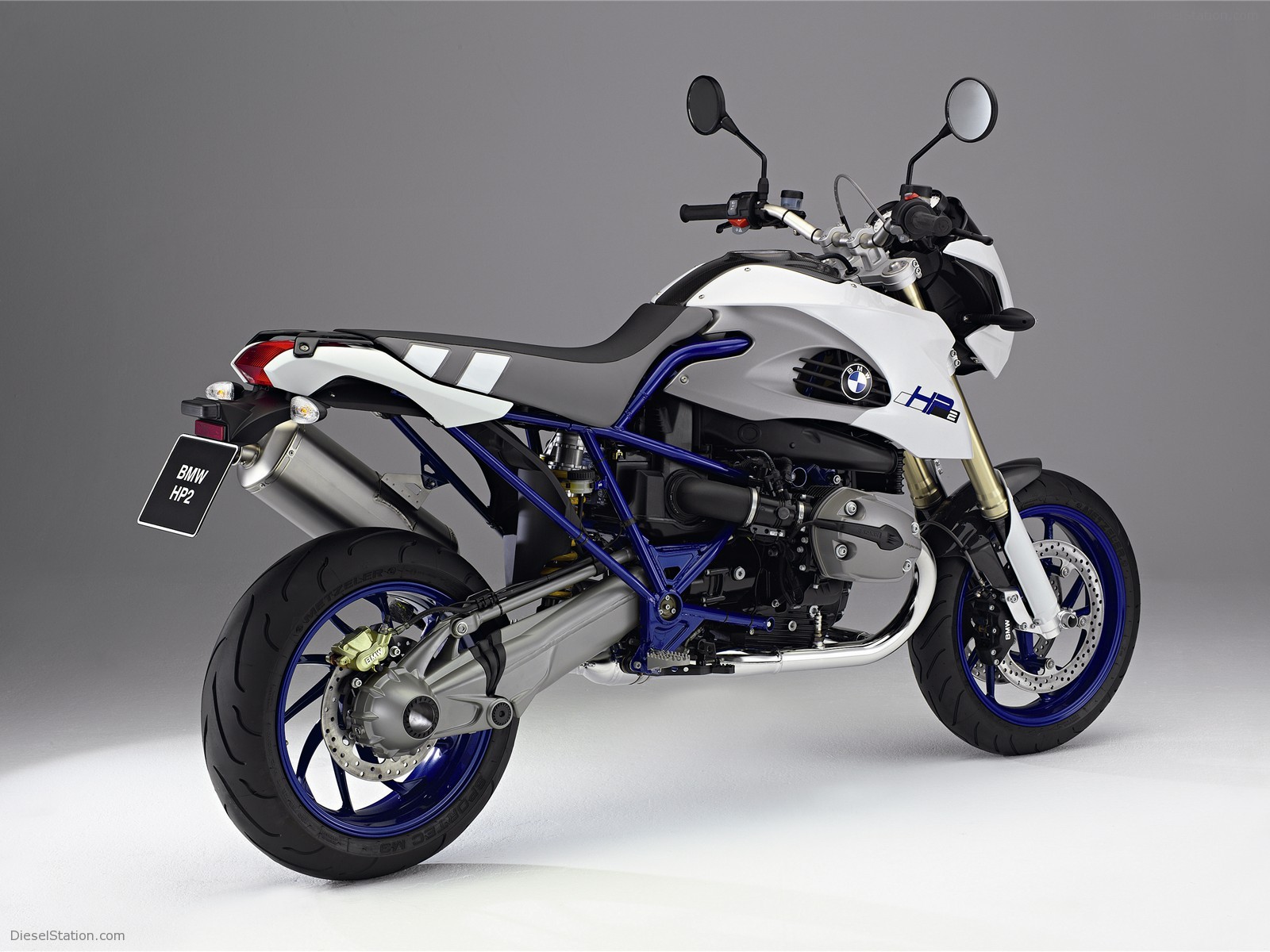 BMW HP2 MEGAMOTO
