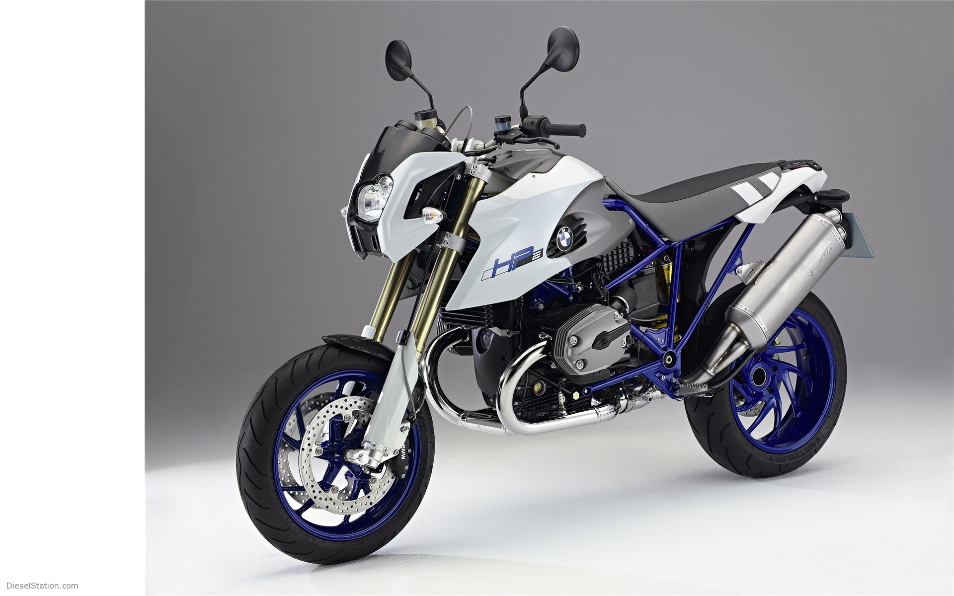 BMW HP2 MEGAMOTO