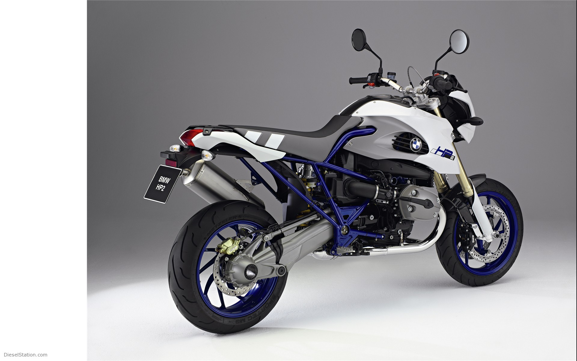 BMW HP2 MEGAMOTO