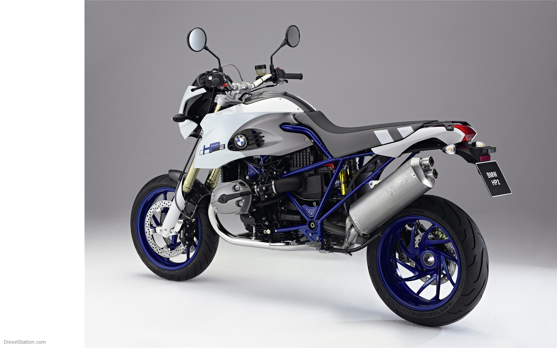 BMW HP2 MEGAMOTO