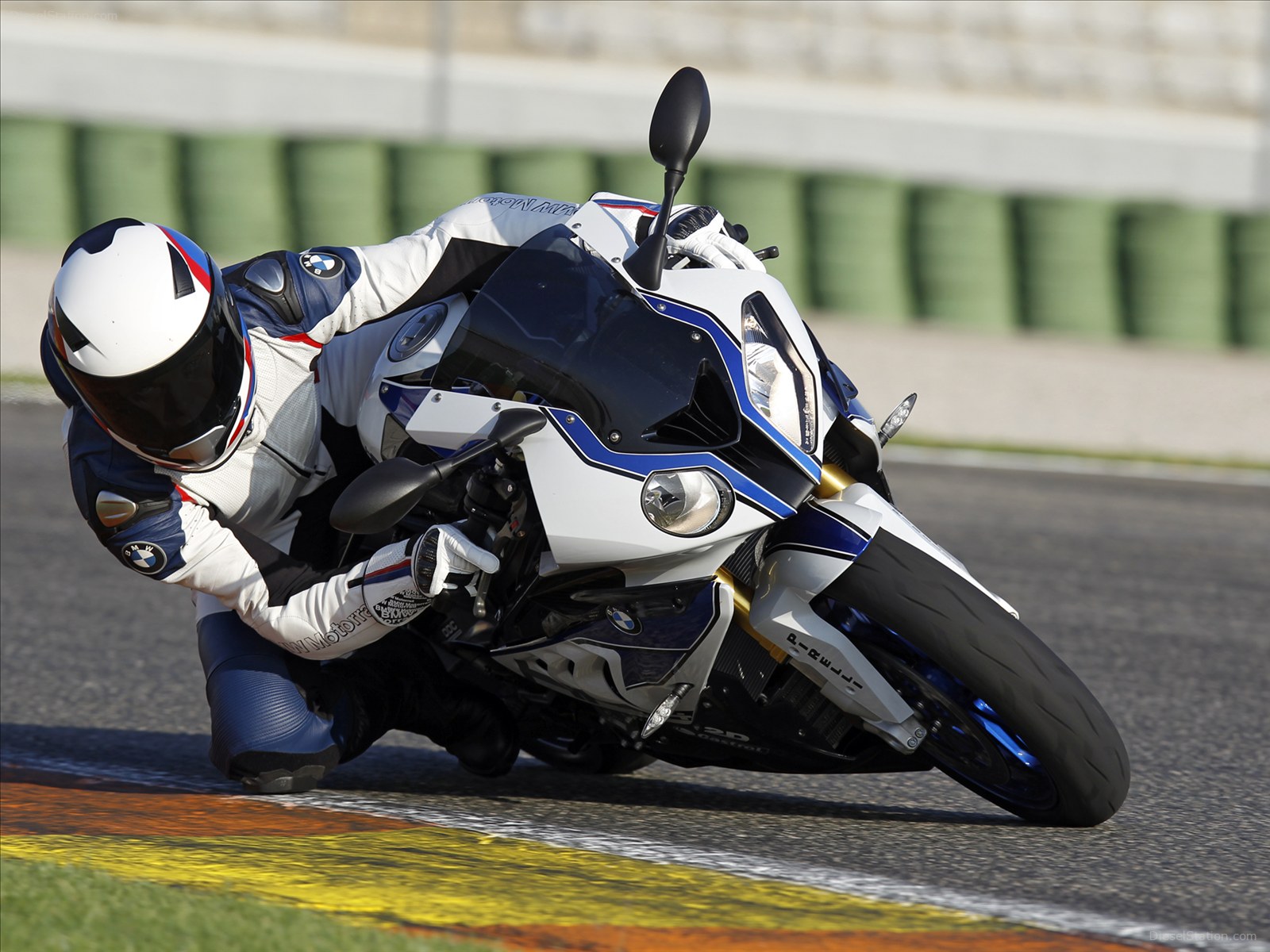 BMW HP4 2013