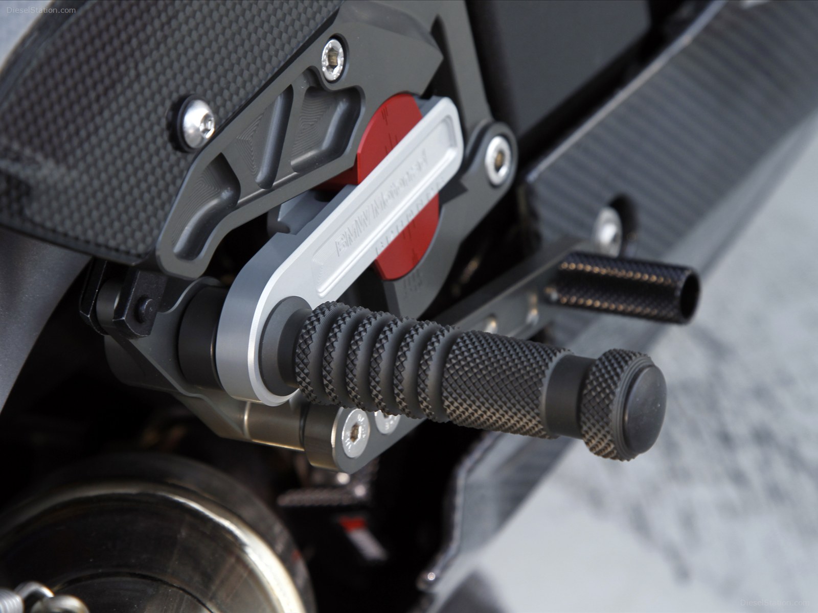 BMW HP4 2013