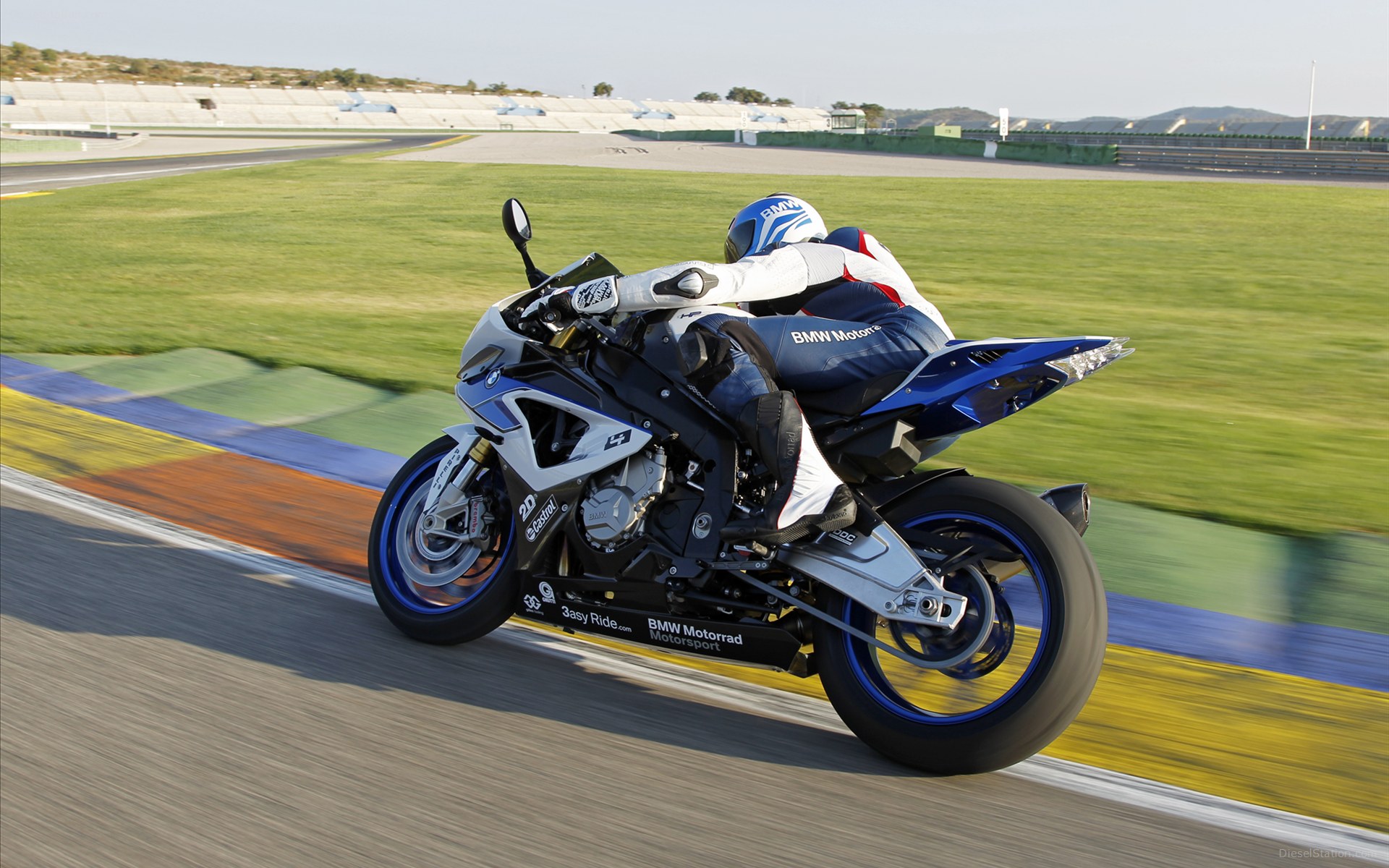 BMW HP4 2013