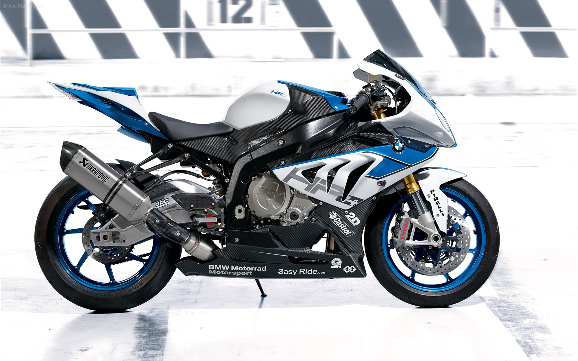 BMW HP4 2013