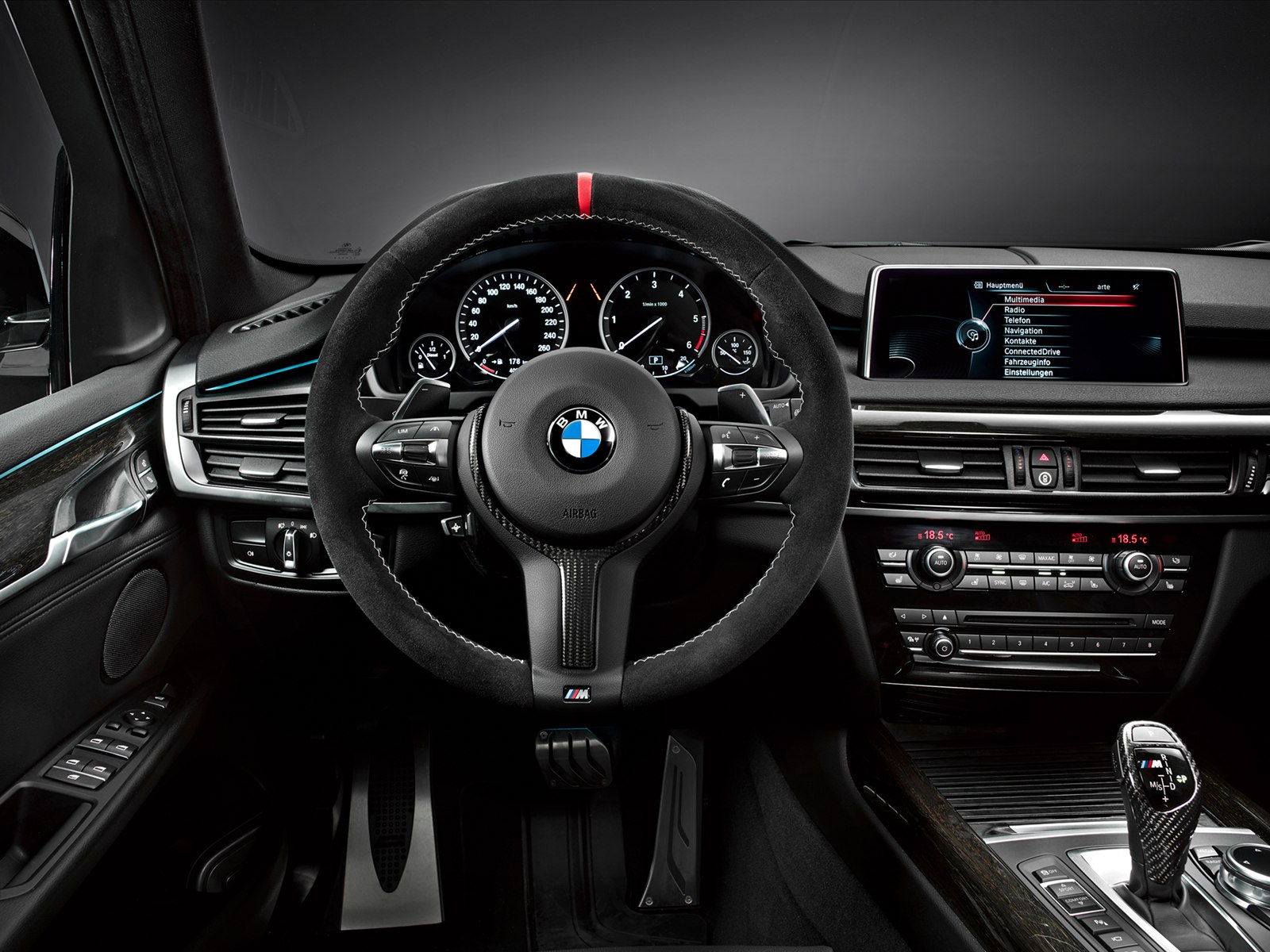 BMW X5 with M Performance Parts 2014