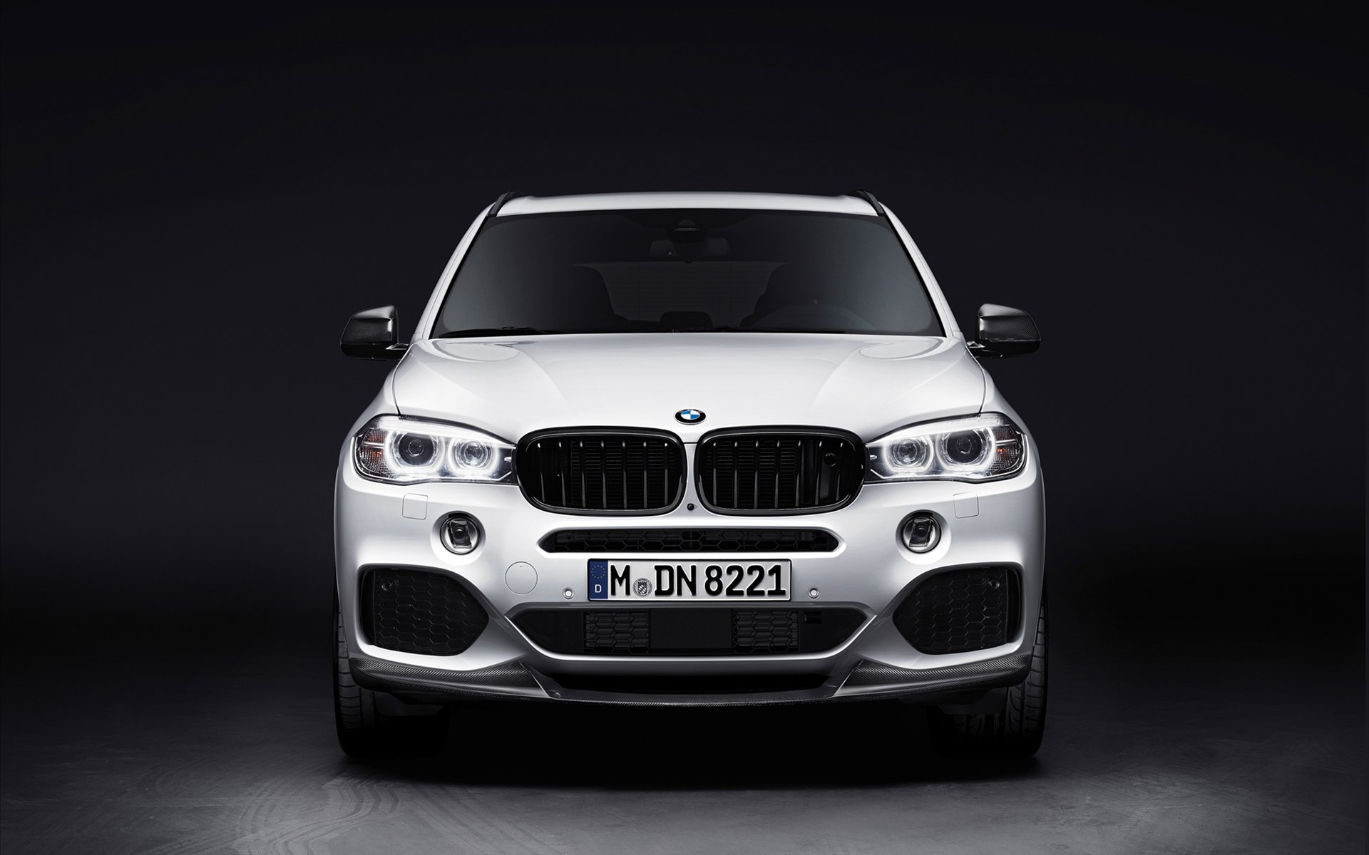 BMW X5 with M Performance Parts 2014