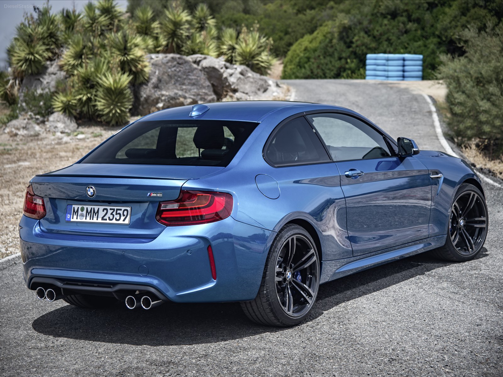 BMW M2 2016