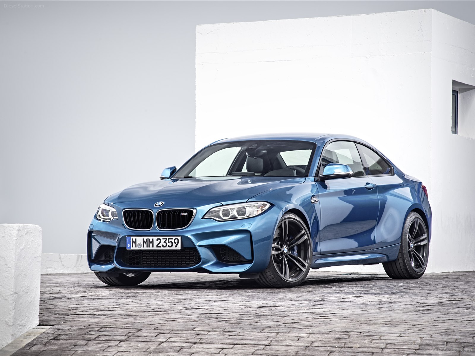 BMW M2 2016