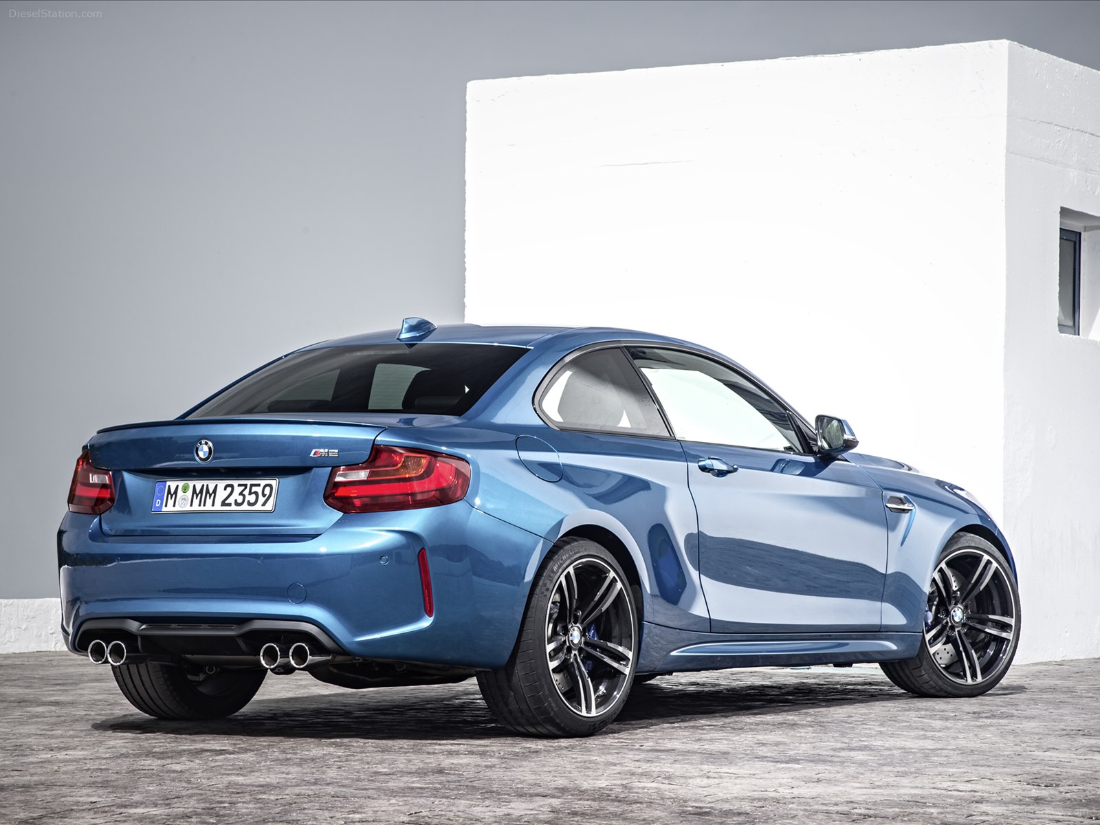 BMW M2 2016