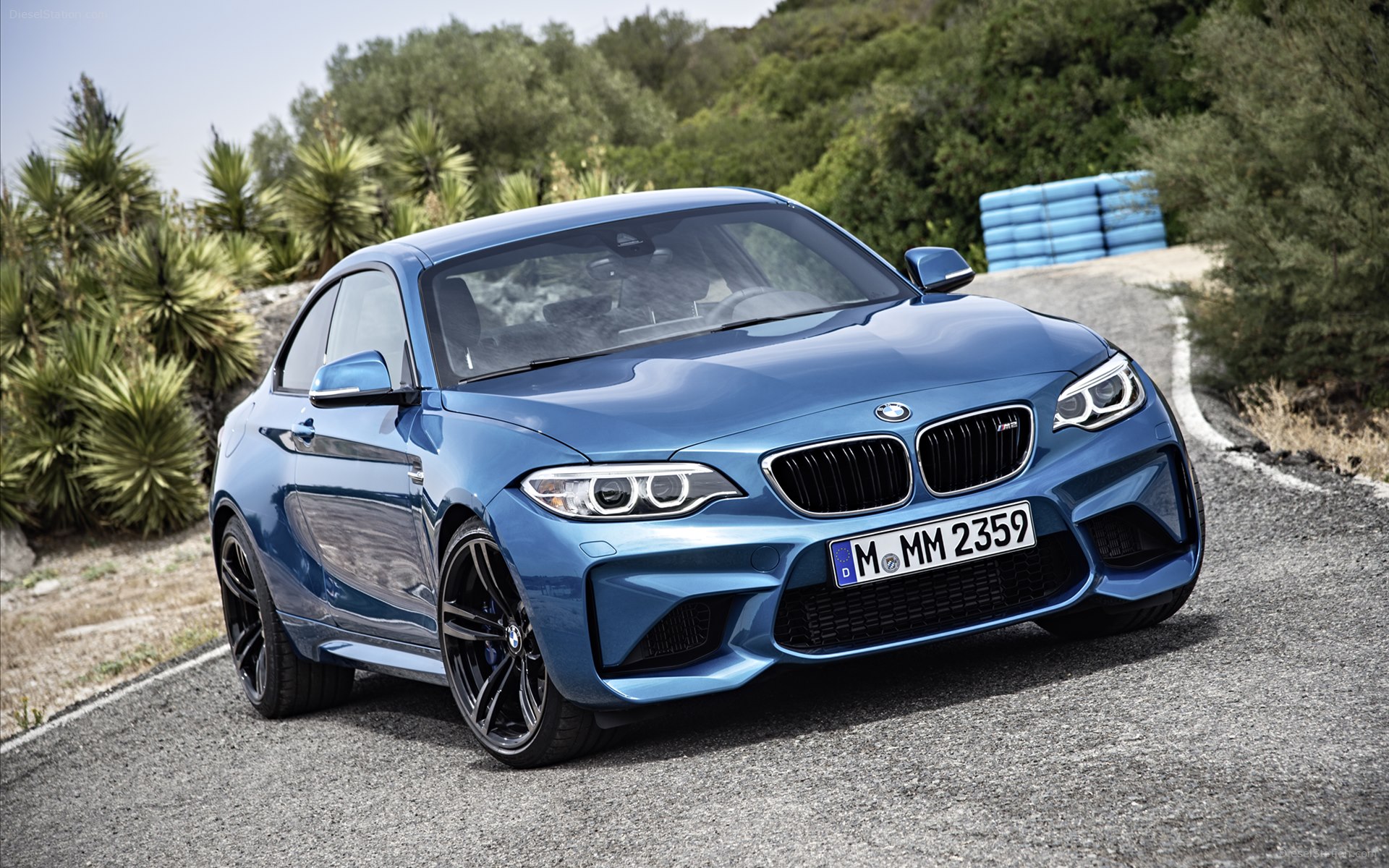 BMW M2 2016
