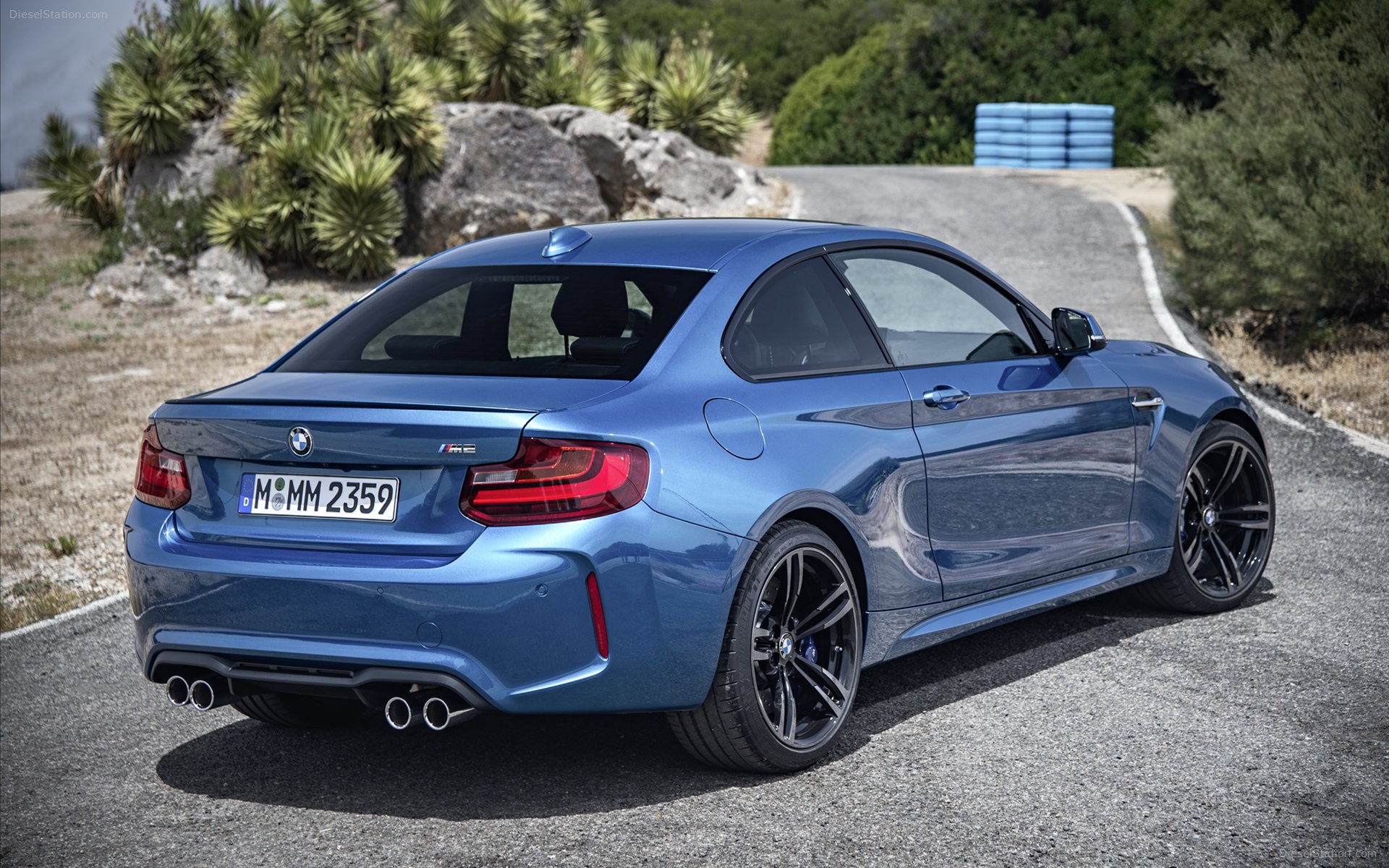 BMW M2 2016