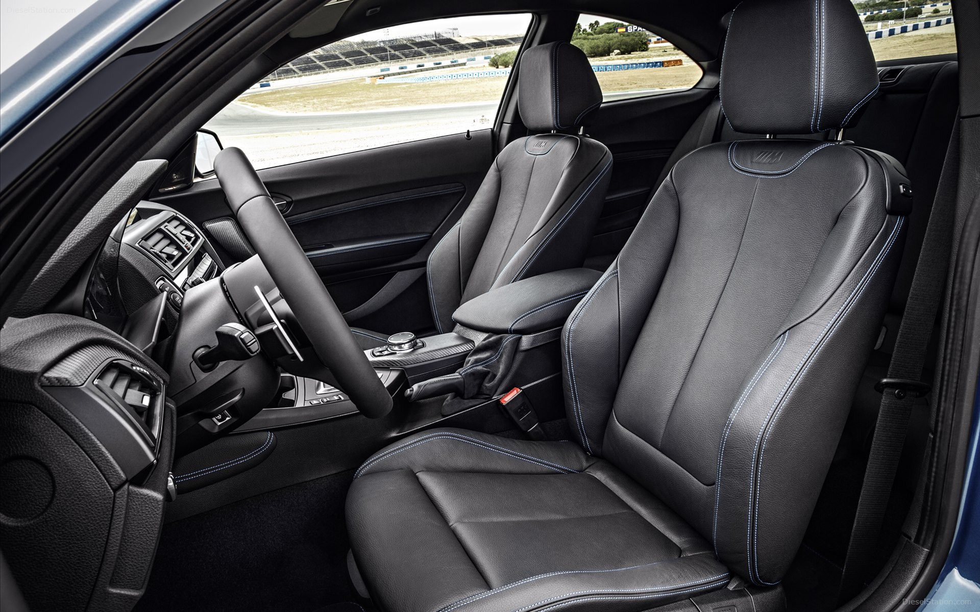 BMW M2 2016