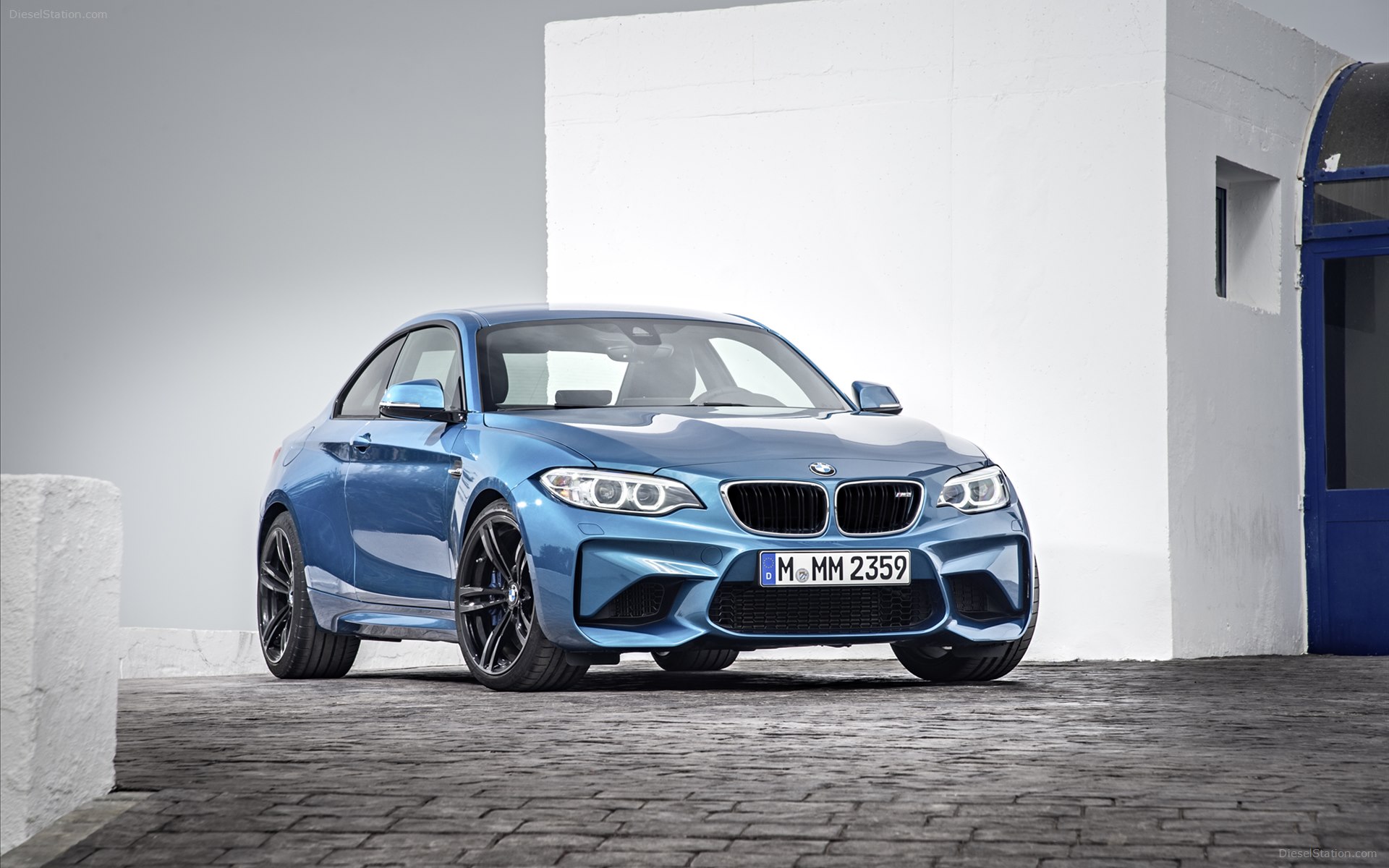 BMW M2 2016