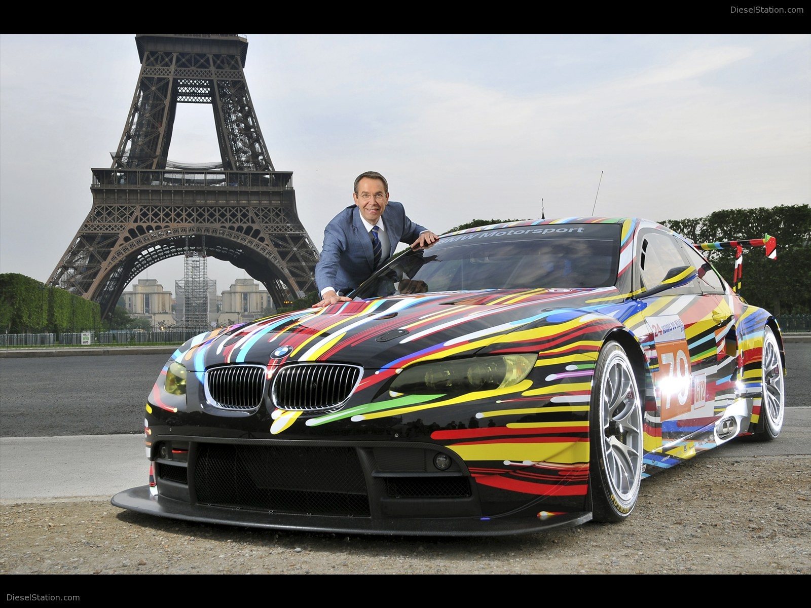 BMW M3 GT2 Art Car - Jeff Koons 2011