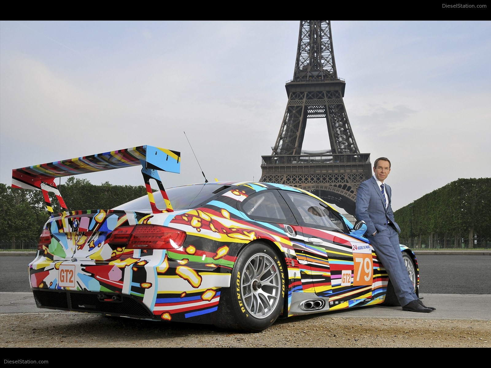 BMW M3 GT2 Art Car - Jeff Koons 2011