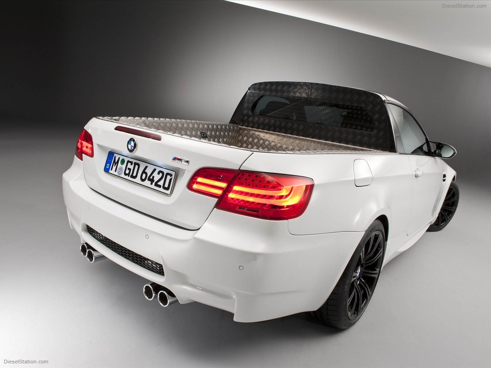 BMW M3 Pickup 2011