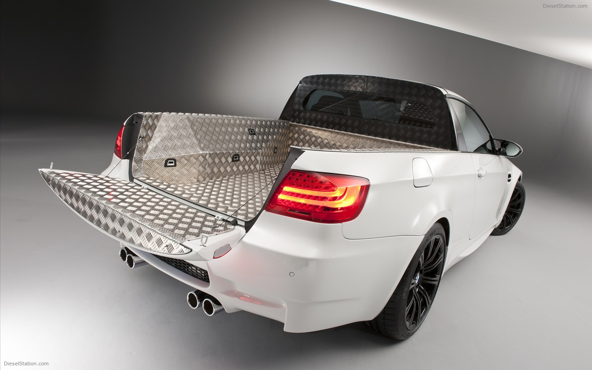 BMW M3 Pickup 2011