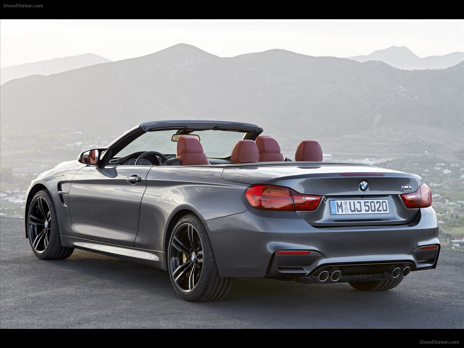 BMW M4 Convertible 2015