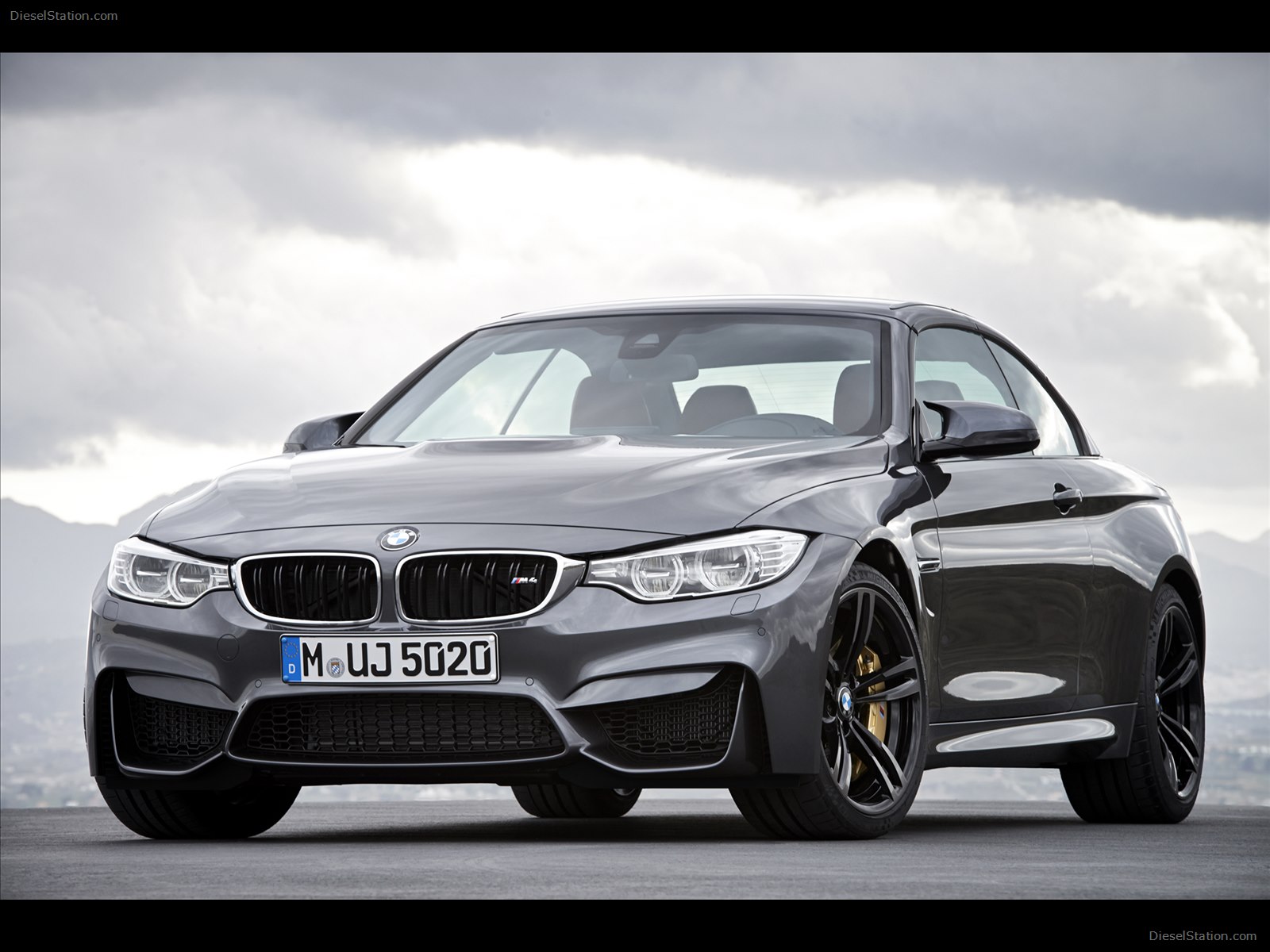 BMW M4 Convertible 2015