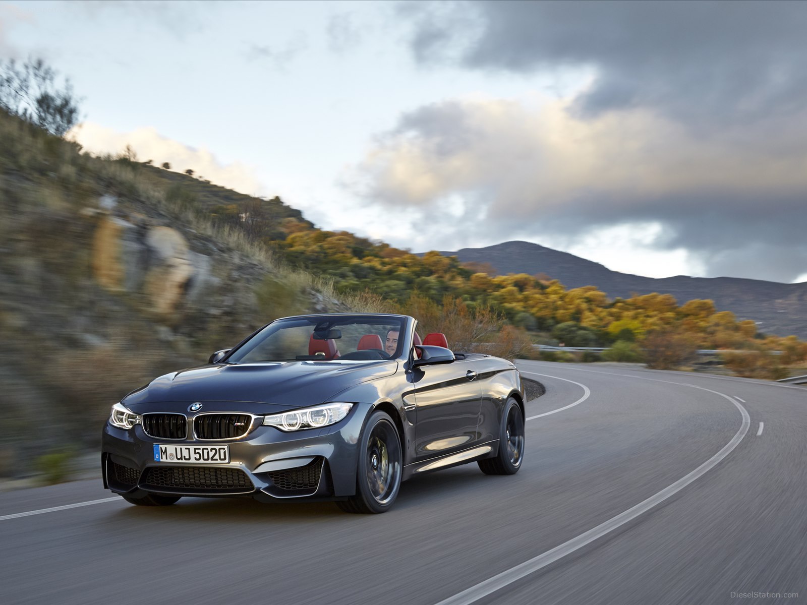 BMW M4 Convertible 2015