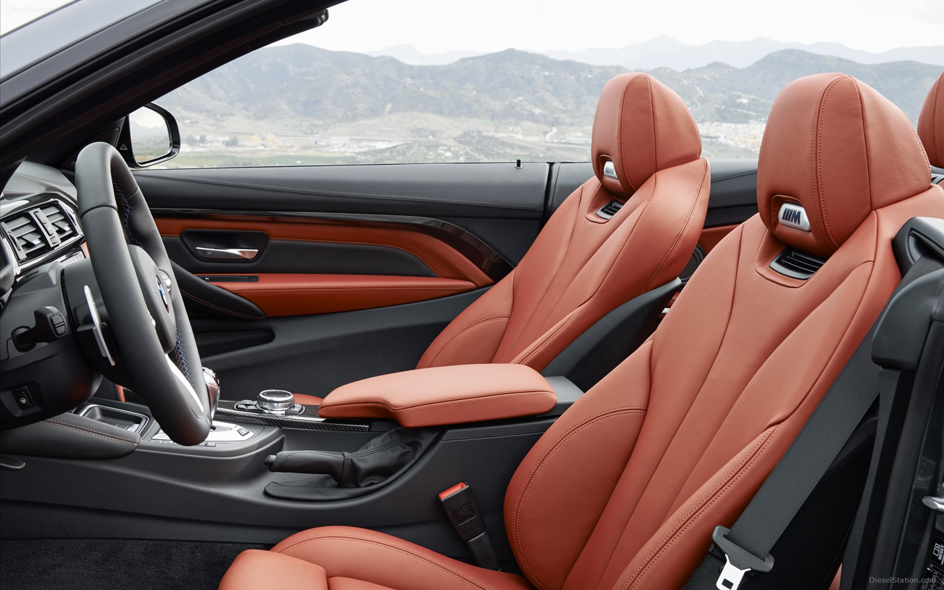 BMW M4 Convertible 2015